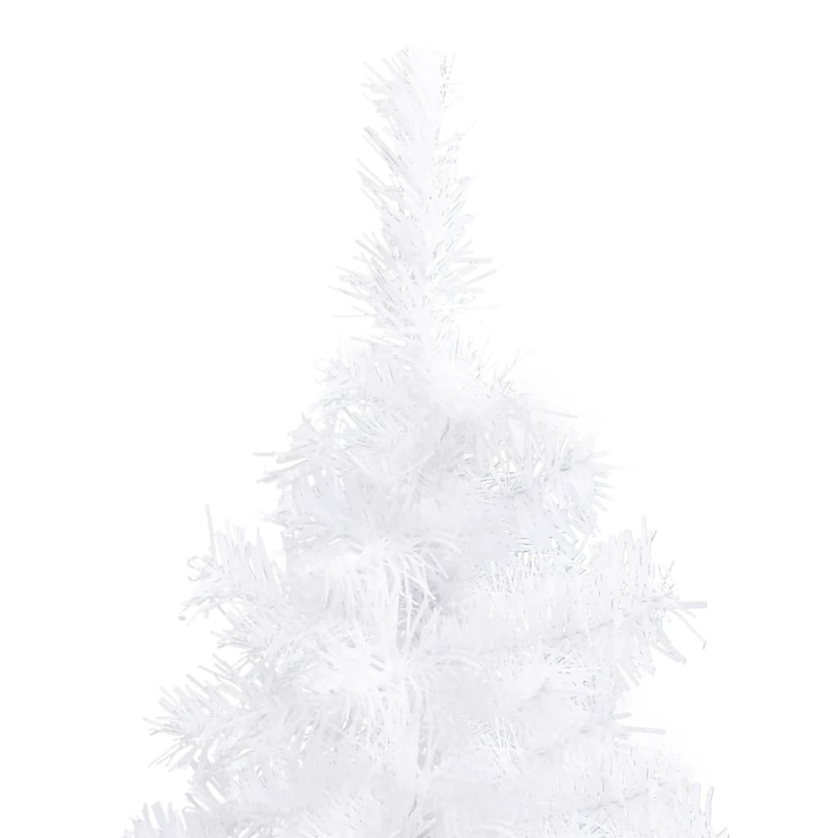 Ein weißer Weihnachtsbaum. Der Baum hat weiße Äste und steht auf weißem Hintergrund. Die Äste sind federartig.
