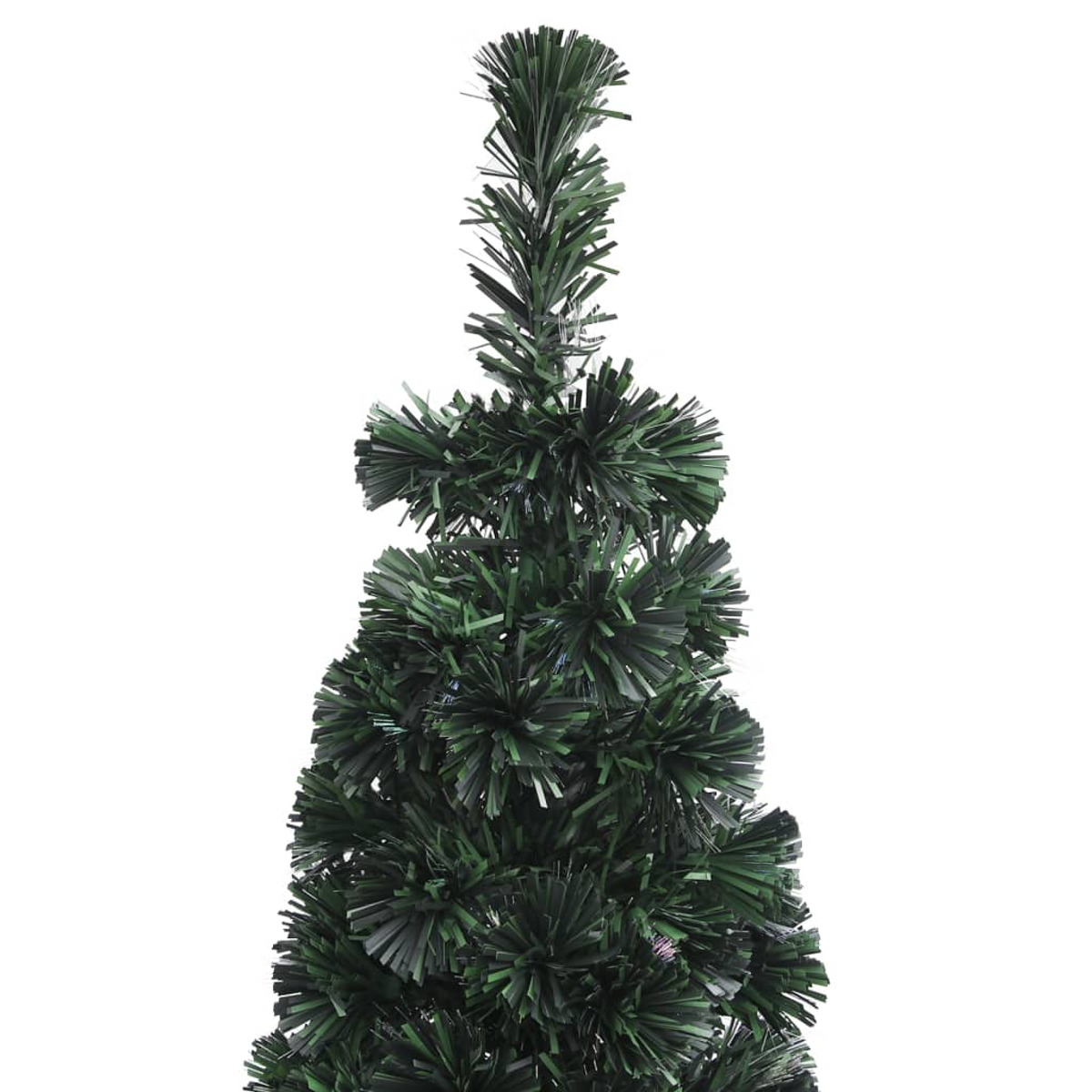 Nahaufnahme der Spitze eines grünen Weihnachtsbaums, isoliert auf Weiß.