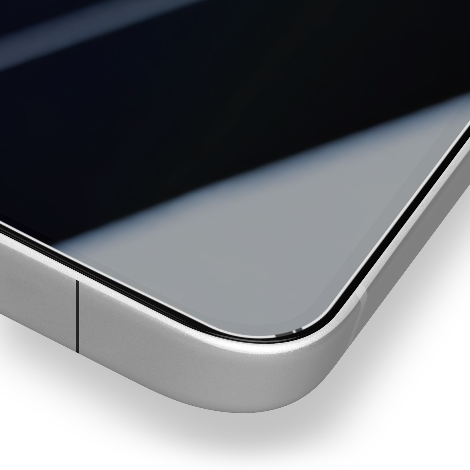 Close-up van een zilveren telefoon met een zwart scherm en witte achtergrond.