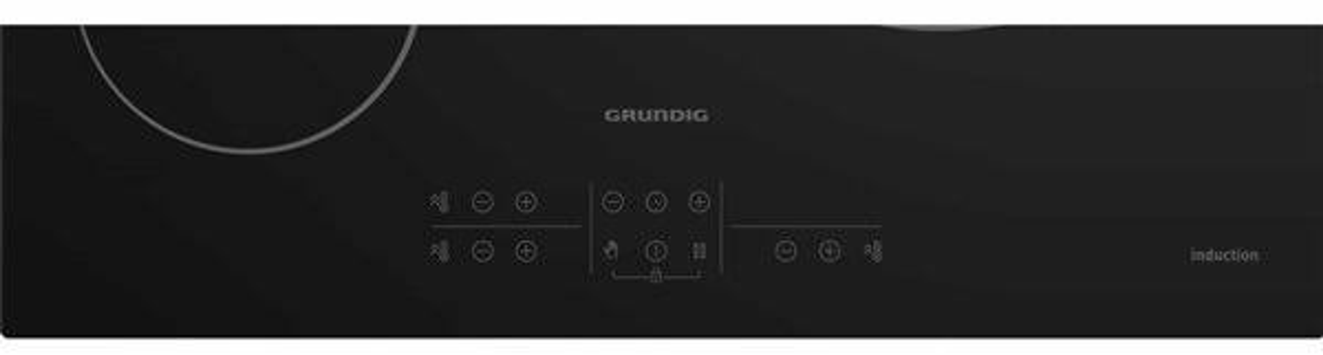 Placa de inducción negra. Logo Grundig y botones táctiles. Fondo blanco.