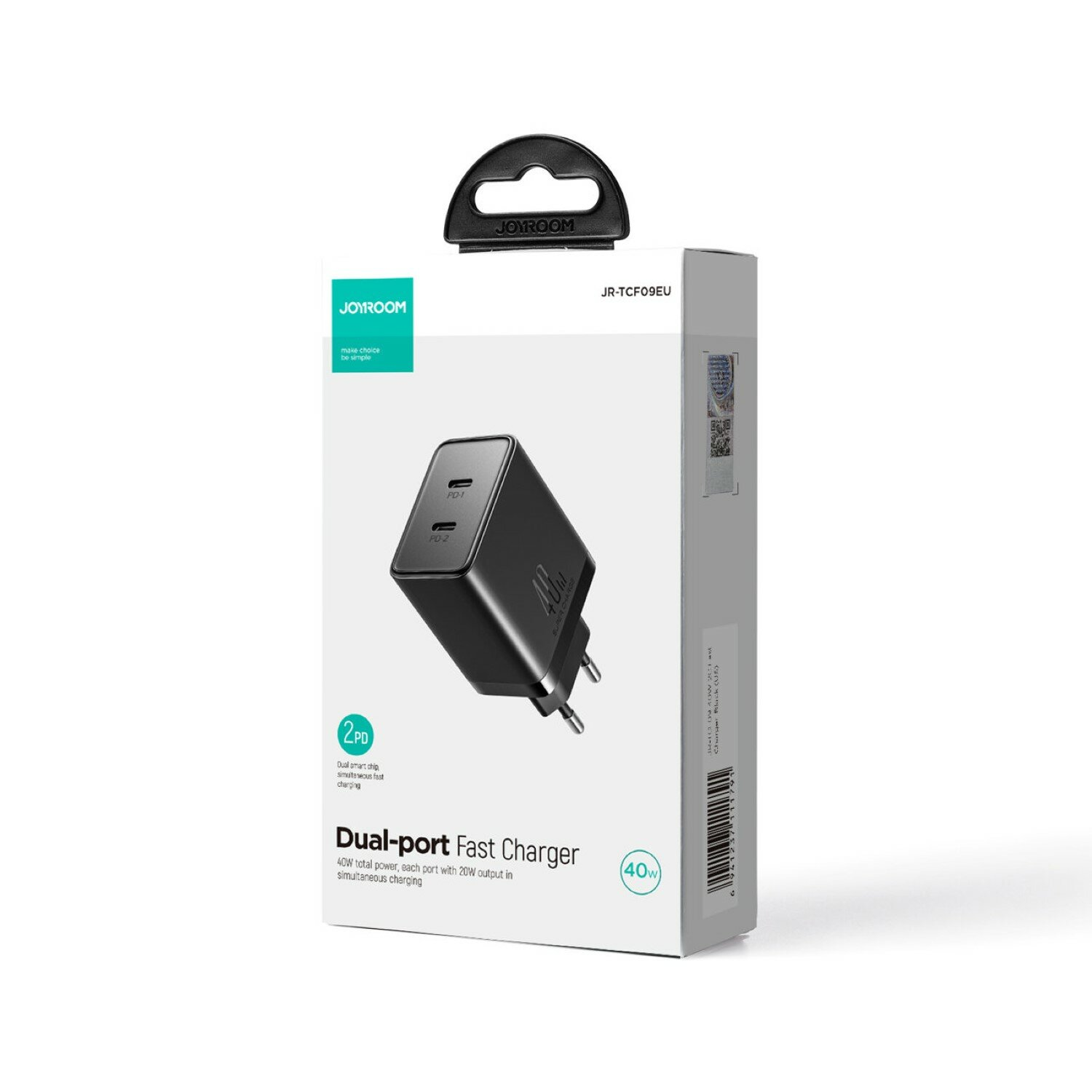 Eine schwarze Dual-Port-Schnellladegerät-Box, die das Ladegerät zeigt, mit weißem Hintergrund.