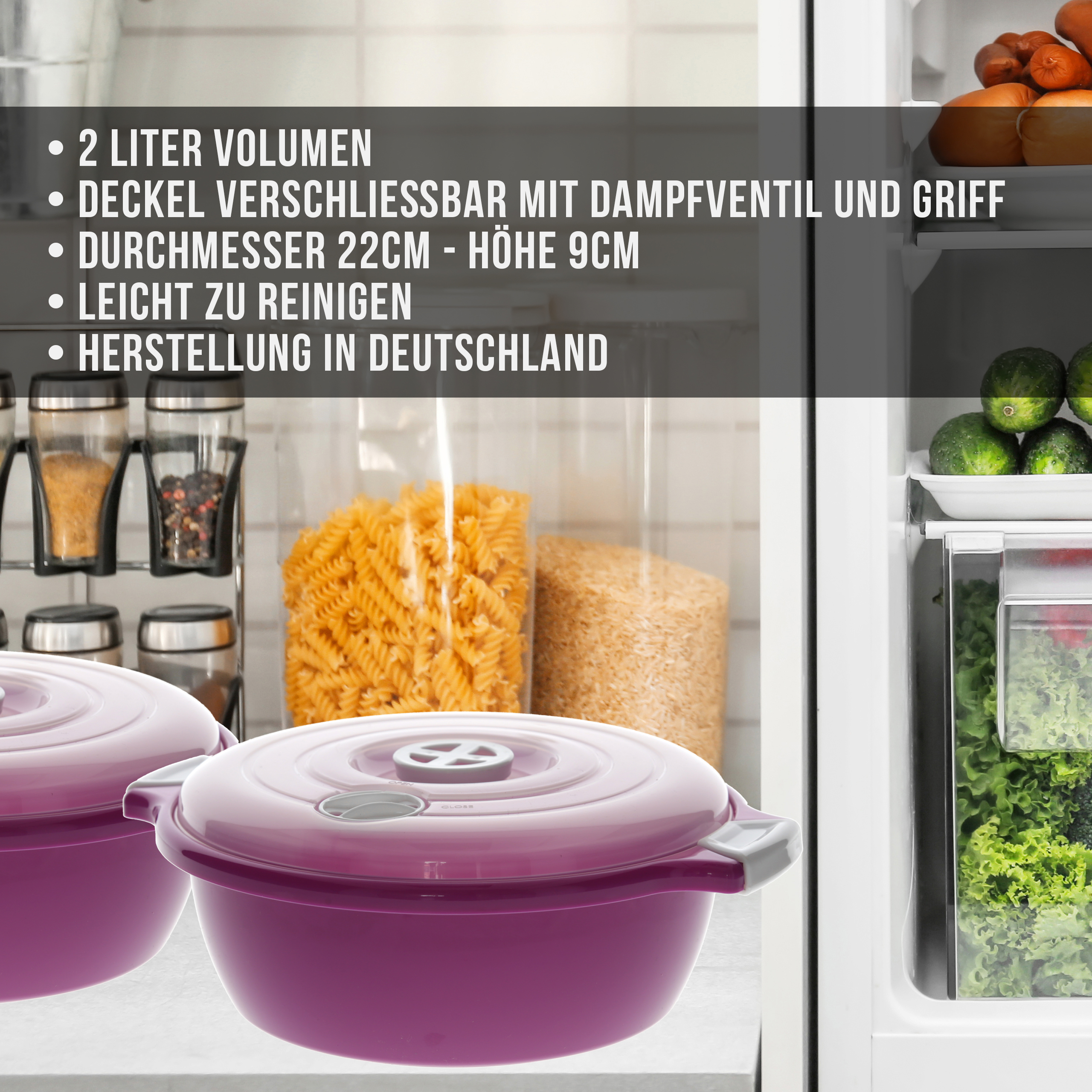 Zwei lila Mikrowellenschüsseln, mit weißem Kühlschrank und Essen im Hintergrund. Text mit Details.