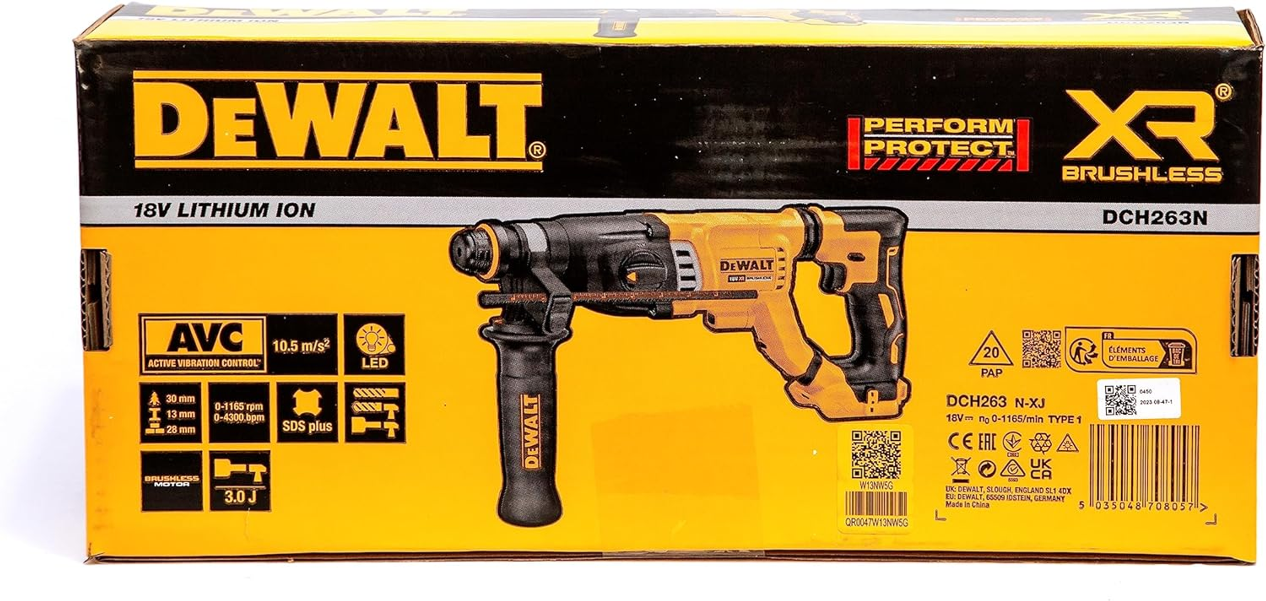 Pudełko wiertarki udarowej Dewalt. Żółto-czarny design, widoczny tekst.