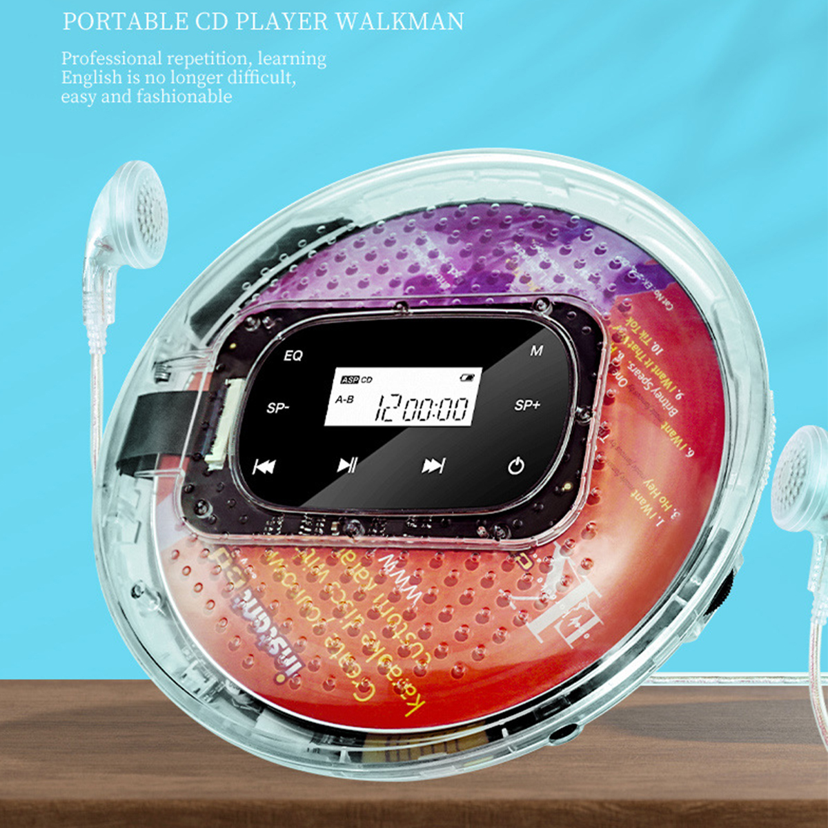 Tragbarer CD-Player in transparentem Gehäuse. Die CD ist sichtbar. Text erwähnt das Erlernen von Englisch.