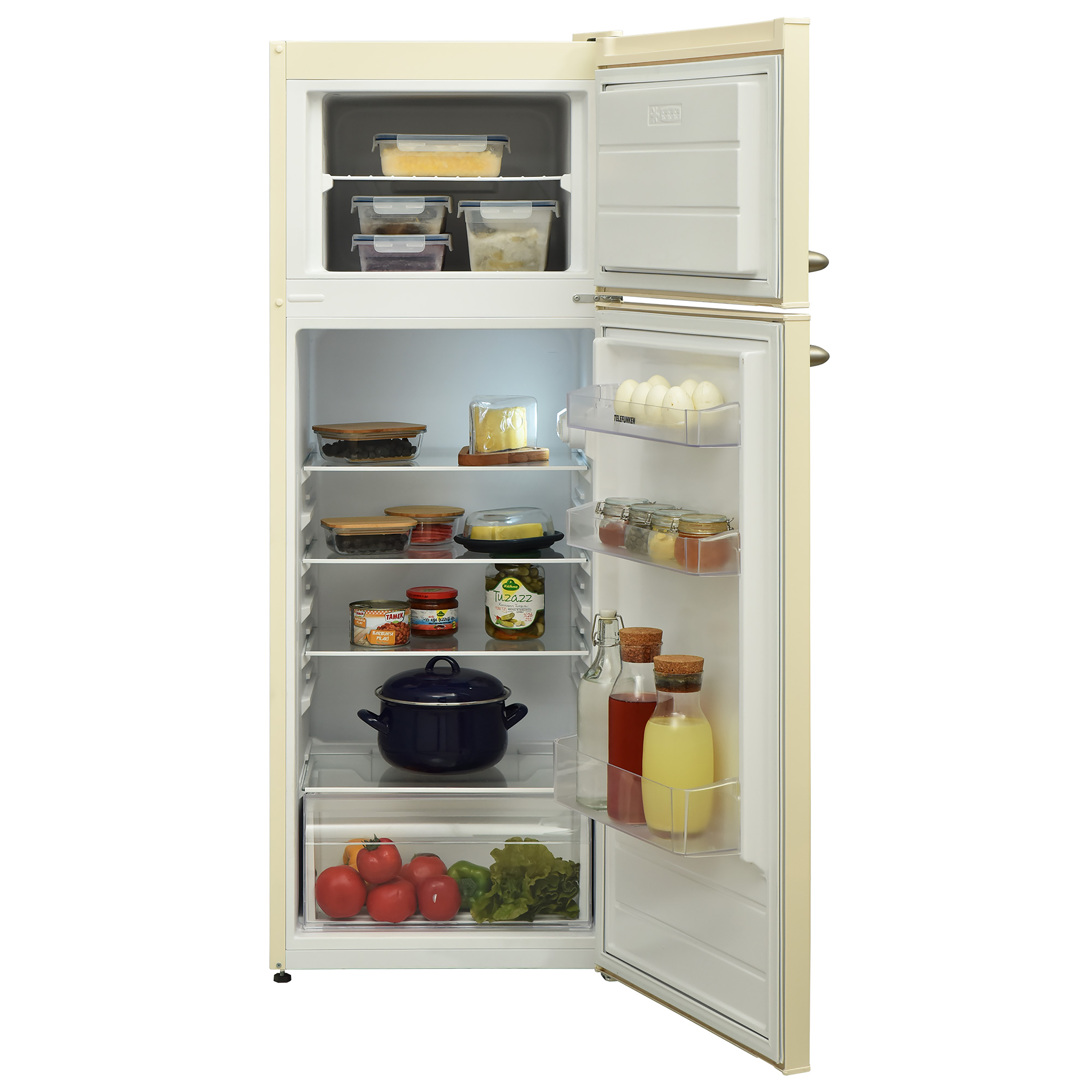Offener Kühlschrank mit Lebensmitteln gefüllt. Er hat eine cremefarbene Außenseite.