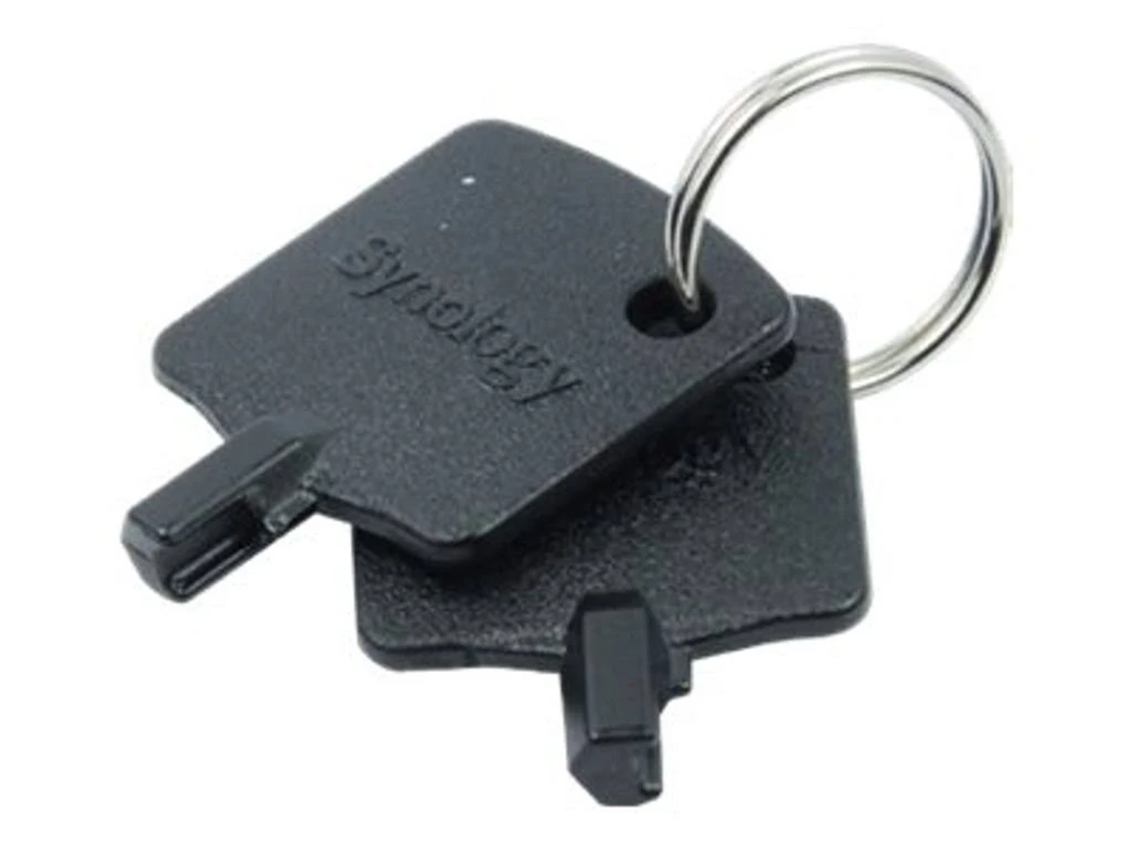 Zwei schwarze Synology-Schlüssel an einem Schlüsselring. Schlüssel mit Synology-Logo.