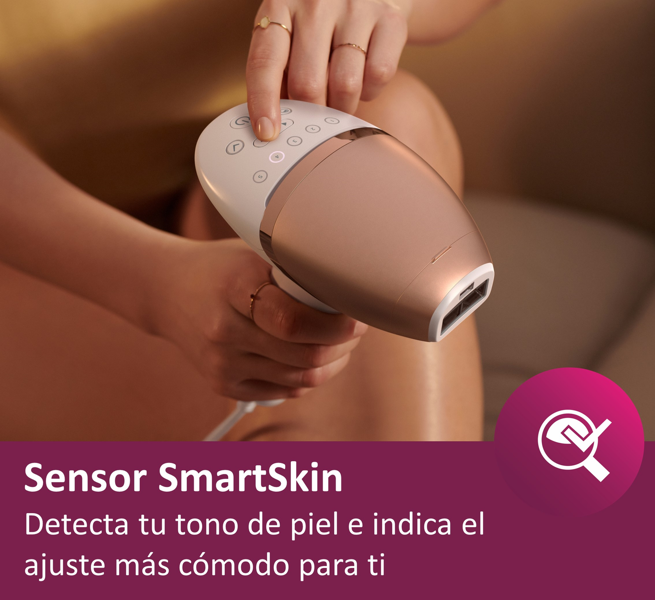 Osoba trzyma urządzenie do usuwania włosów. Tekst: 'Sensor SmartSkin' i wykrywanie odcienia skóry.