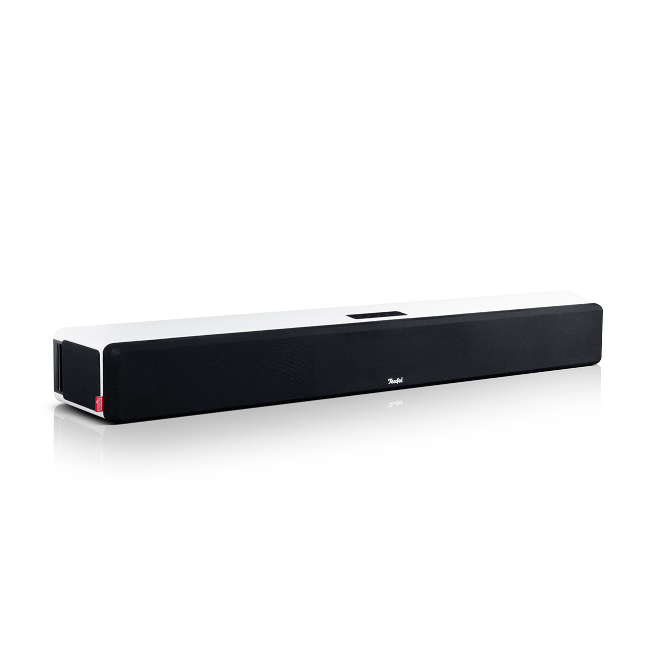 Lange, rechteckige Soundbar. Schwarze Front und weiße Oberseite. Teufel-Logo. Weißer Hintergrund.