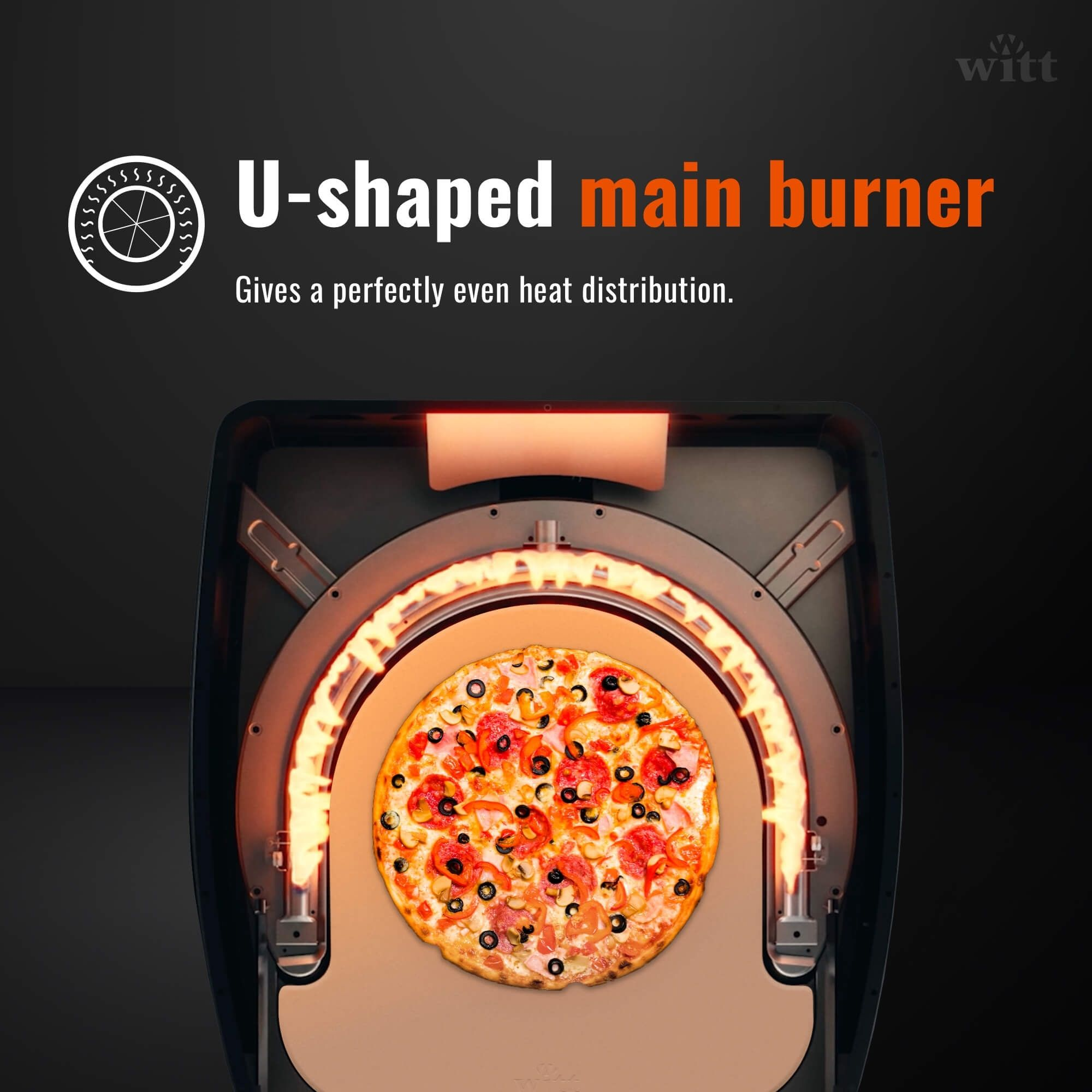 All'interno di un forno per pizza, una pizza sta cuocendo, con un bruciatore a forma di U sopra.