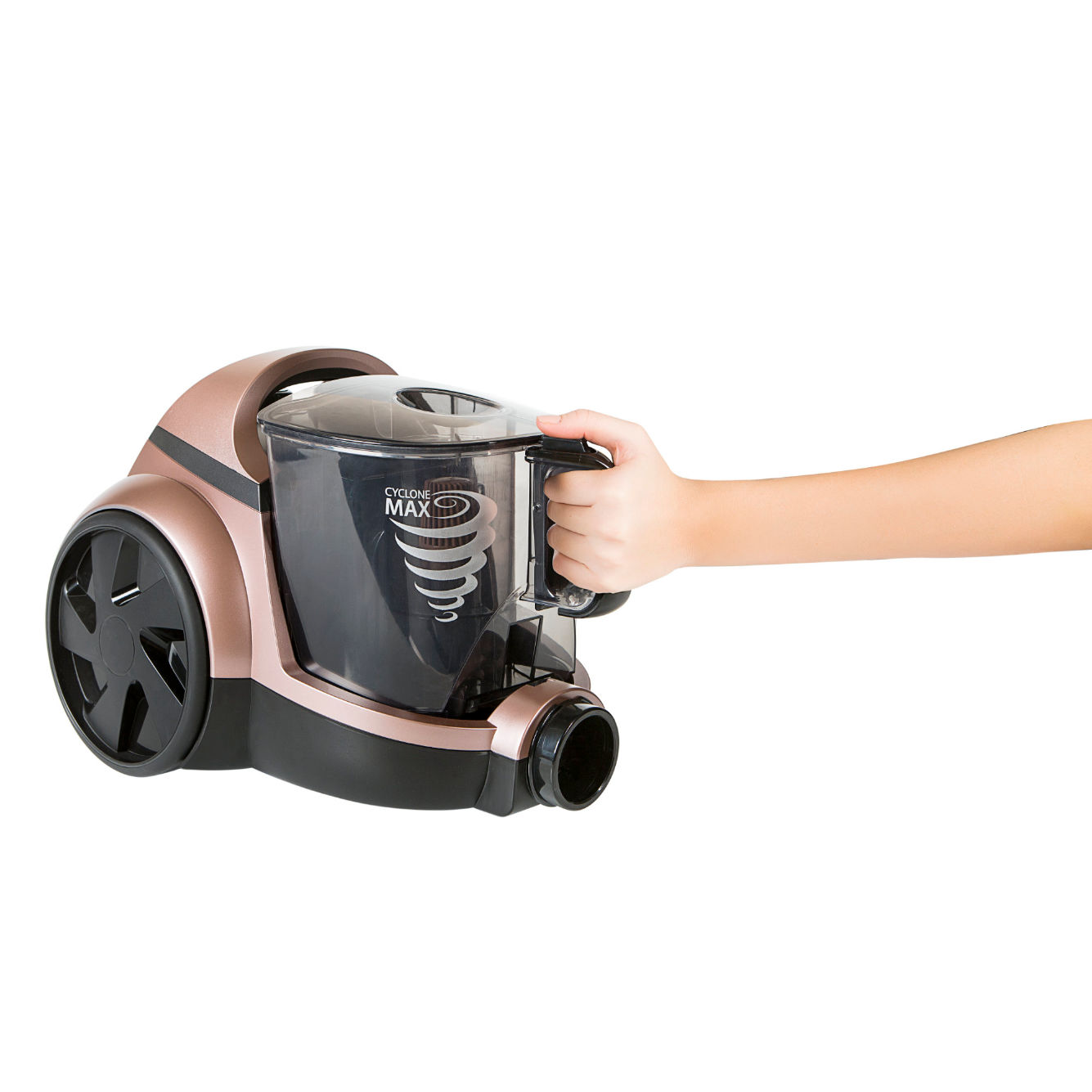Roségoldener Staubsauger mit einer Hand, die den Griff hält. Weißer Hintergrund.