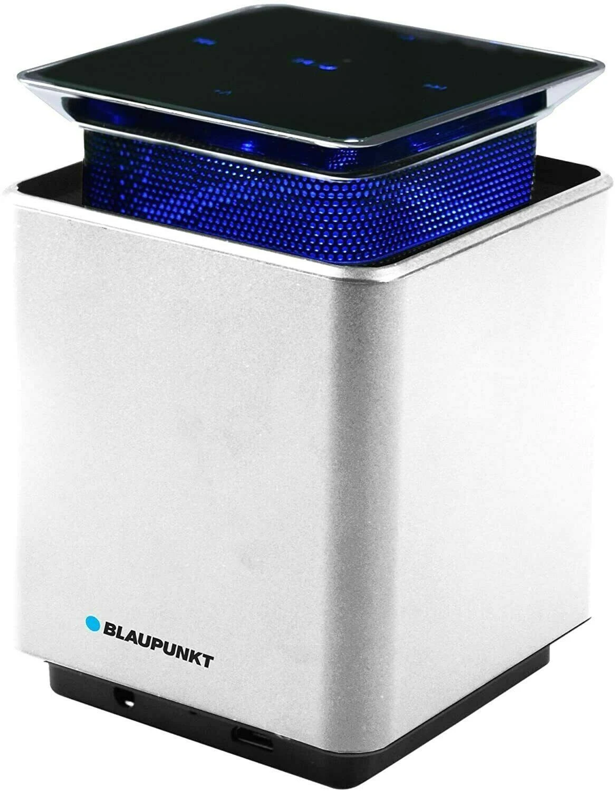 Altoparlante argento e blu con il logo Blaupunkt. Sfondo nero.