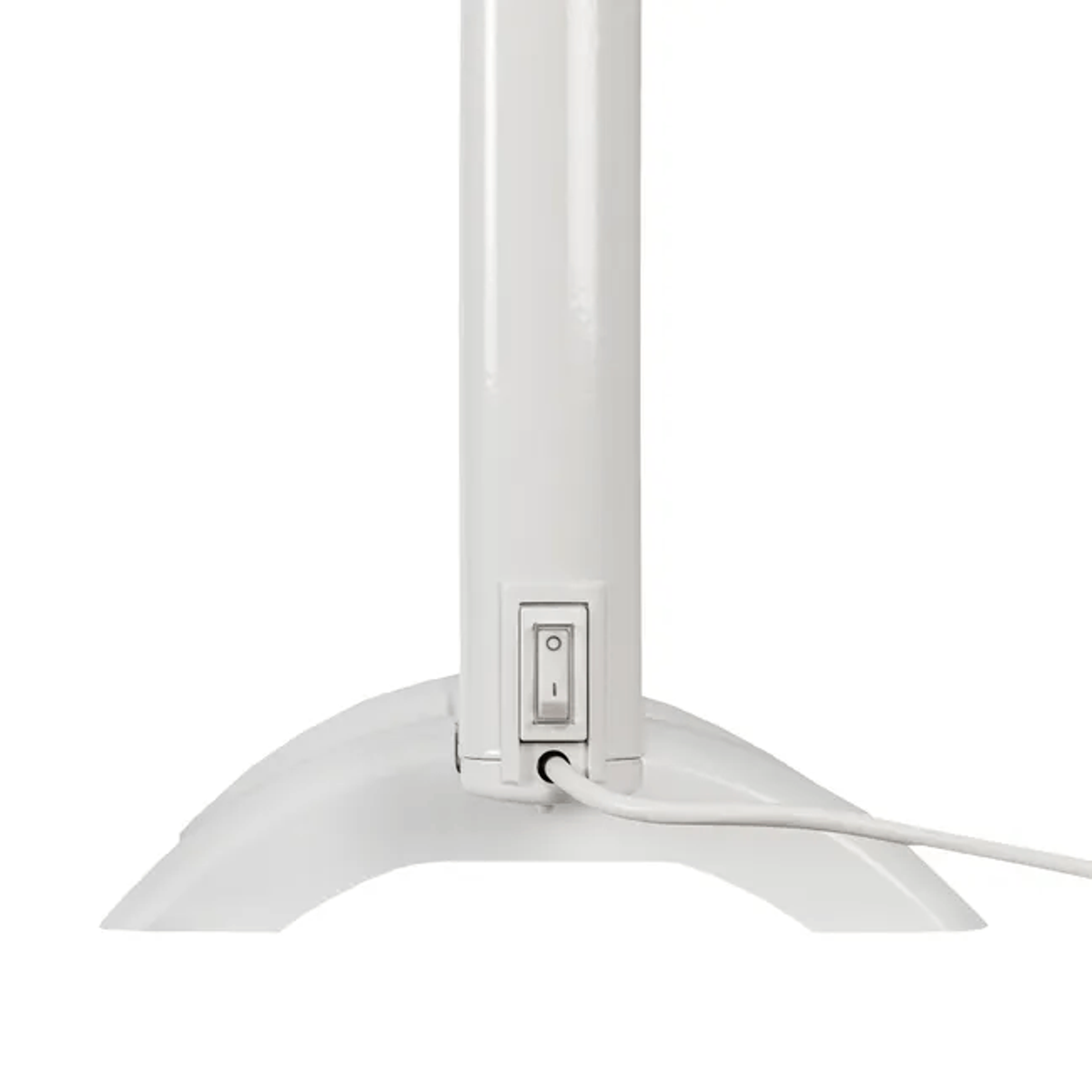 Base de lámpara blanca con interruptor y cable.