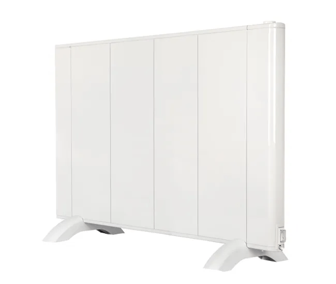 Un calefactor eléctrico blanco de pie sobre dos pies blancos. Fondo blanco.