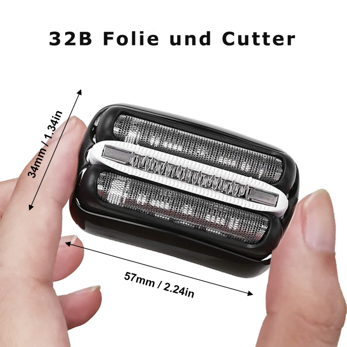 Nahaufnahme eines schwarzen Rasiererkopfes mit Klingen und einem weißen Kamm darin.