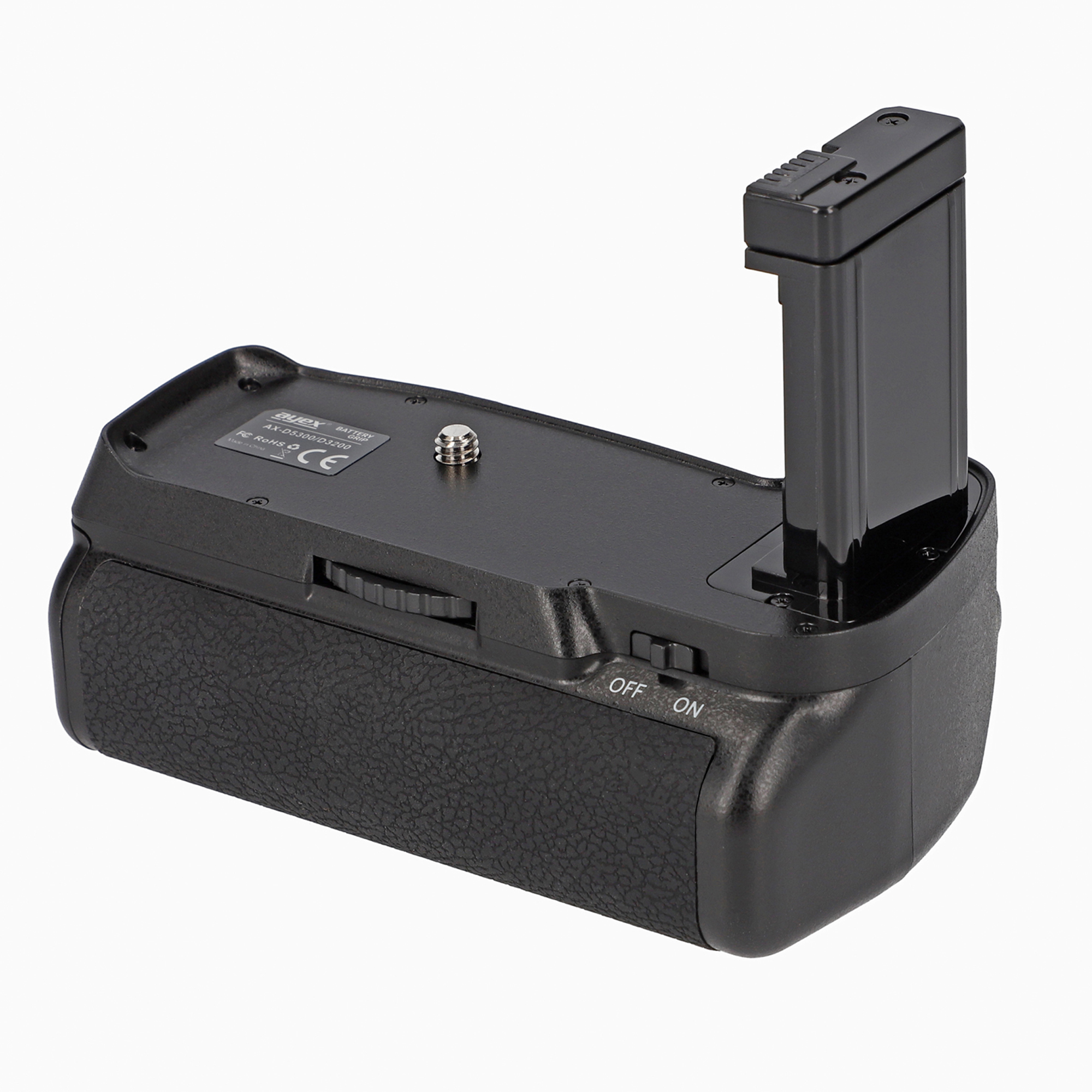 Schwarzer Kameragriff mit offenem Batteriefach. Es hat einen Ein-/Ausschalter.