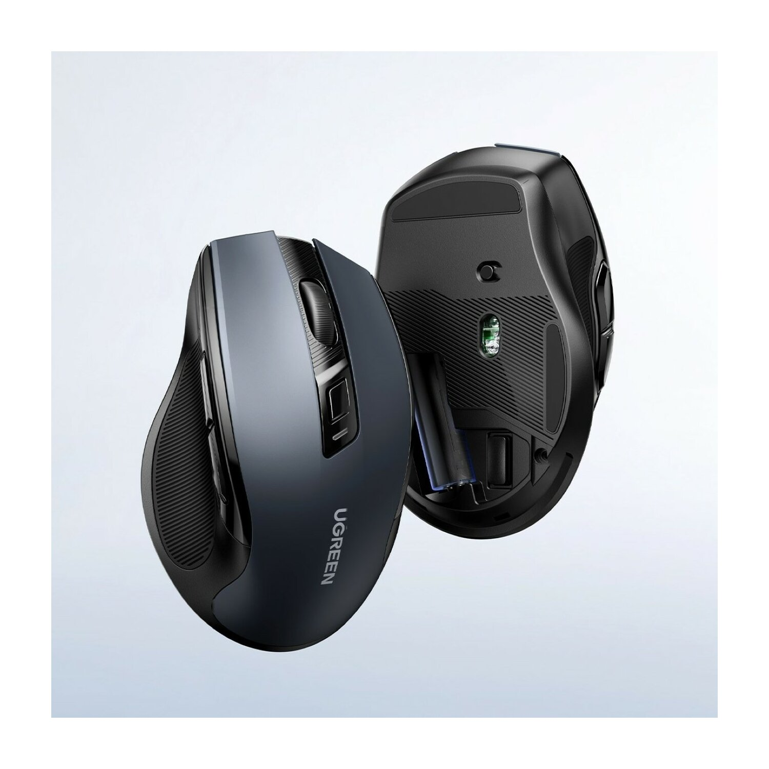 Dwie bezprzewodowe myszy komputerowe, jedna niebiesko-szara i jedna czarna, na białym tle.