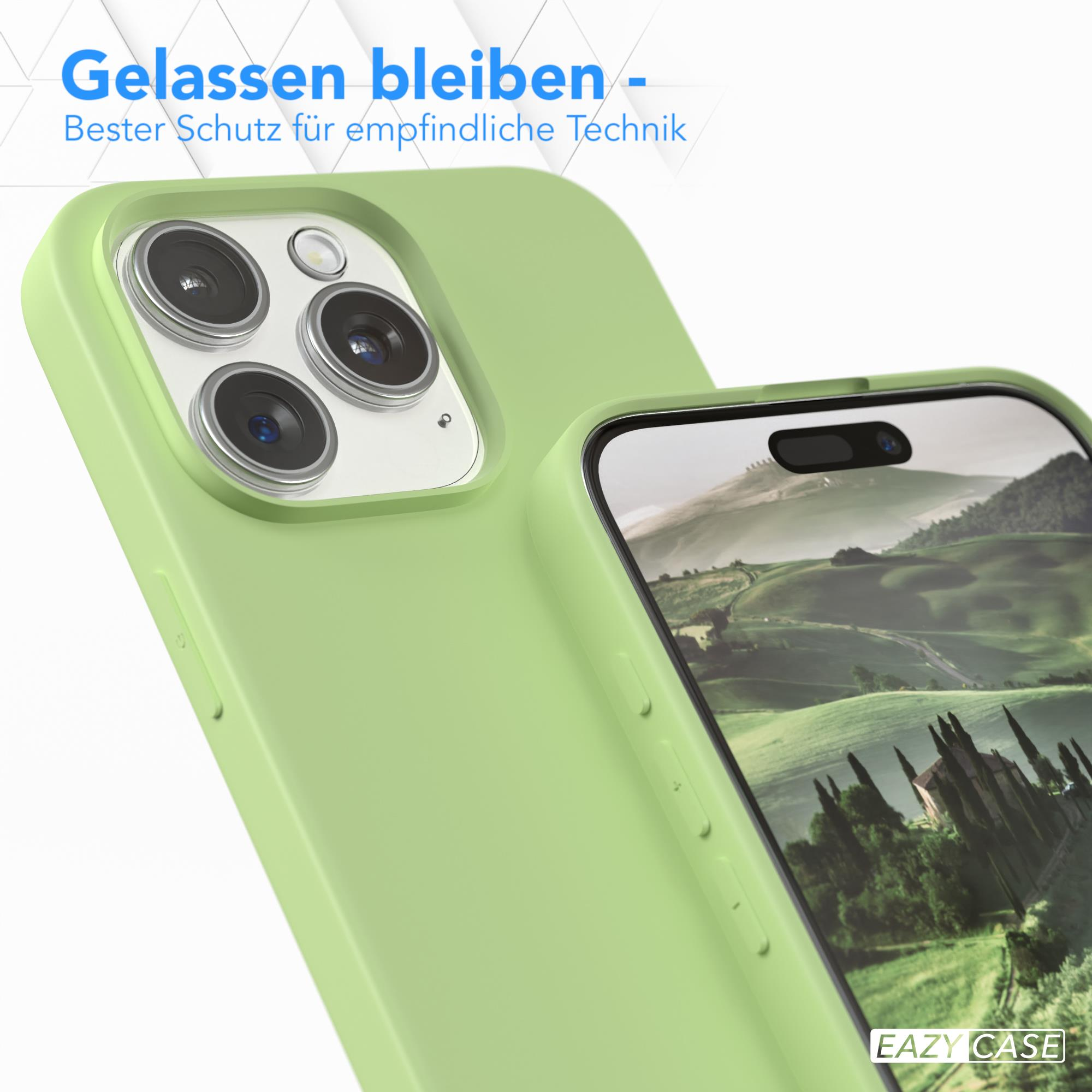 Eine grüne Handyhülle auf einem Telefon. Der Bildschirm zeigt eine Landschaft.