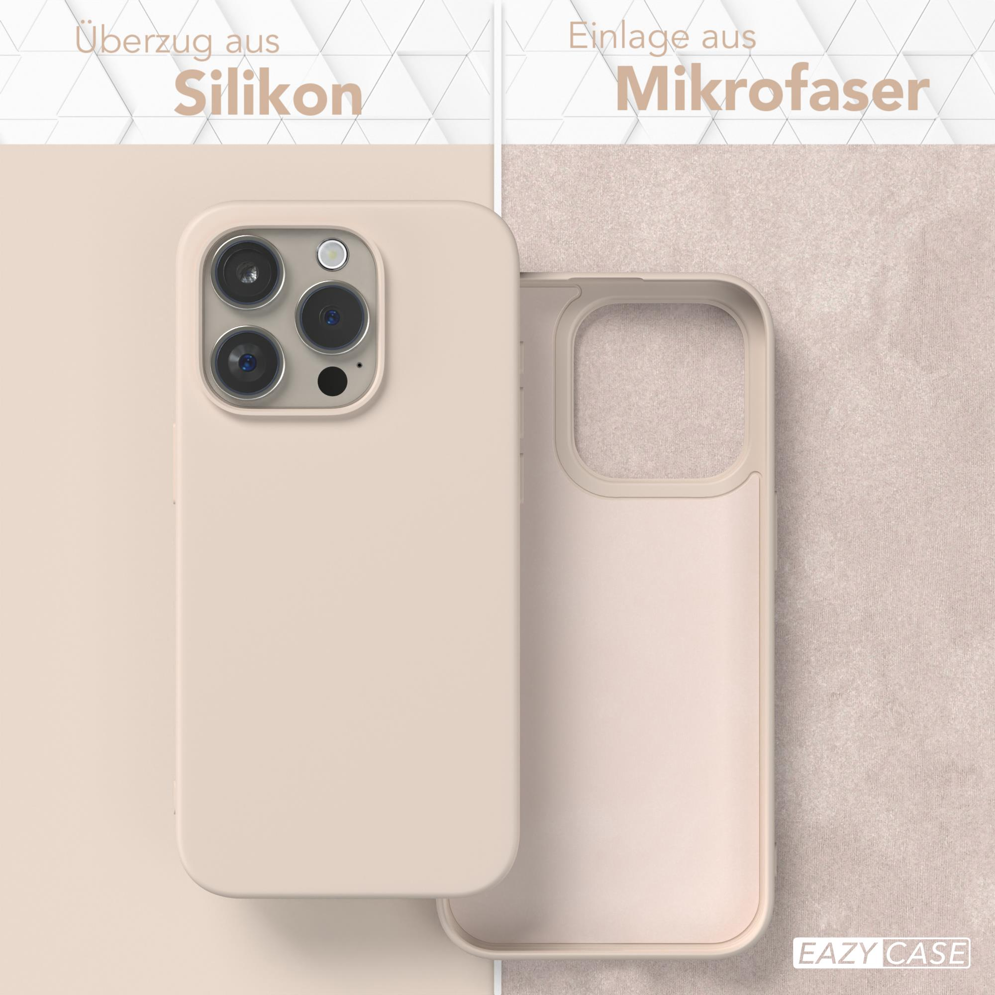 Zwei Handyhüllen, eine mit dem Telefon darin. Die Handyhüllen sind beige.