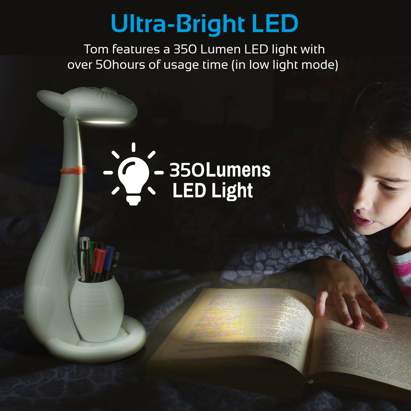 Una niña lee bajo una lámpara de escritorio blanca con portalápices, iluminada por una luz LED de 350 lúmenes.