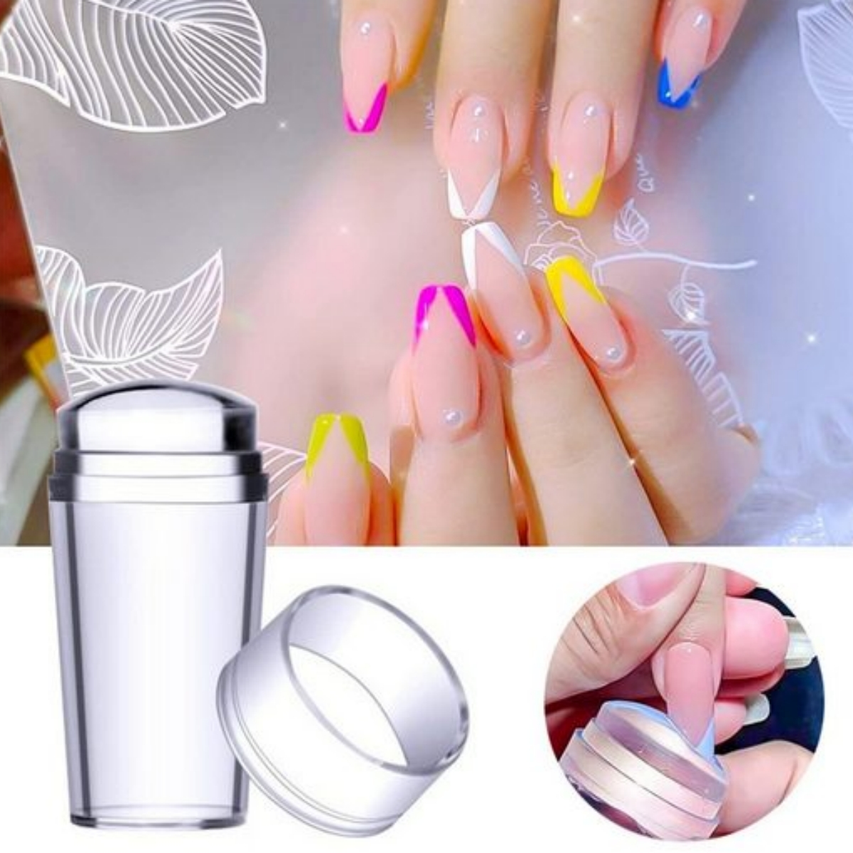 Nahaufnahme eines Nagelkunstwerkzeugs und Manikürenägel mit farbigen Spitzen. Nagelkunstwerkzeuge und Manikürenägel.