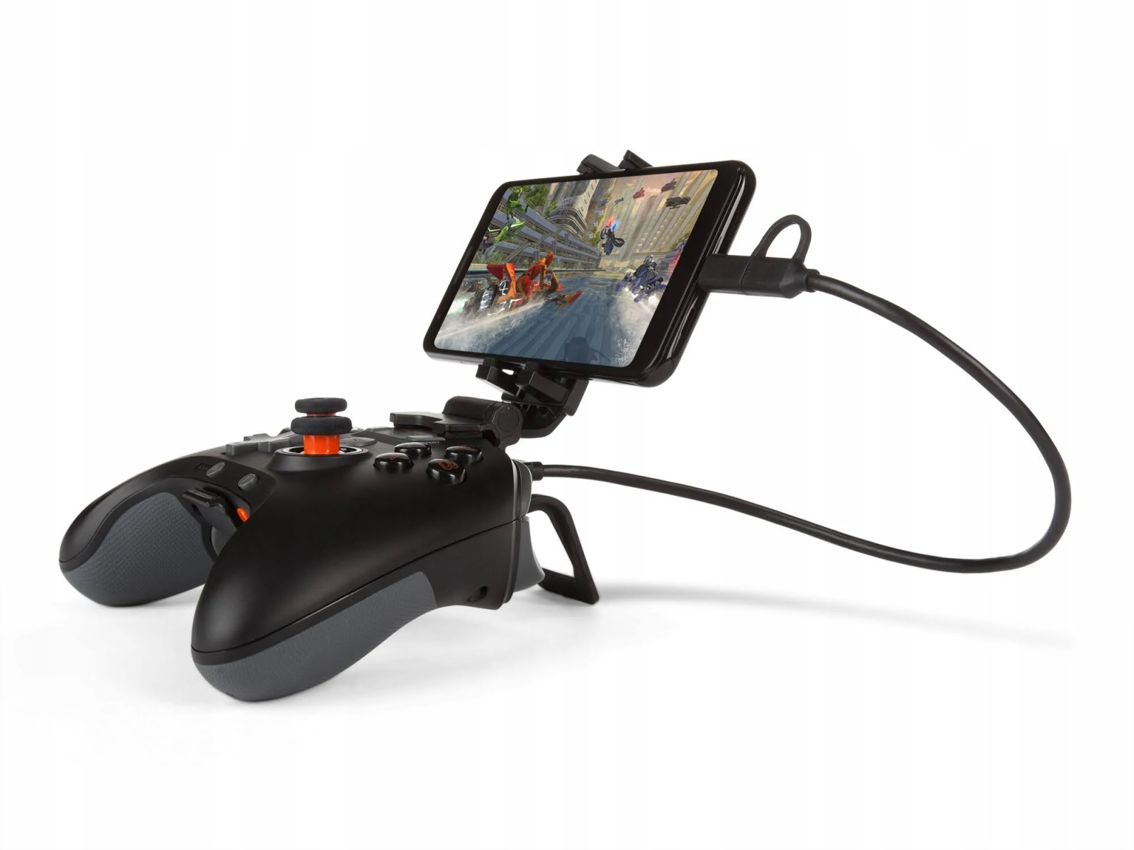 Ein Gamecontroller, der mit einem Smartphone verbunden ist, auf dem ein Rennspiel angezeigt wird.