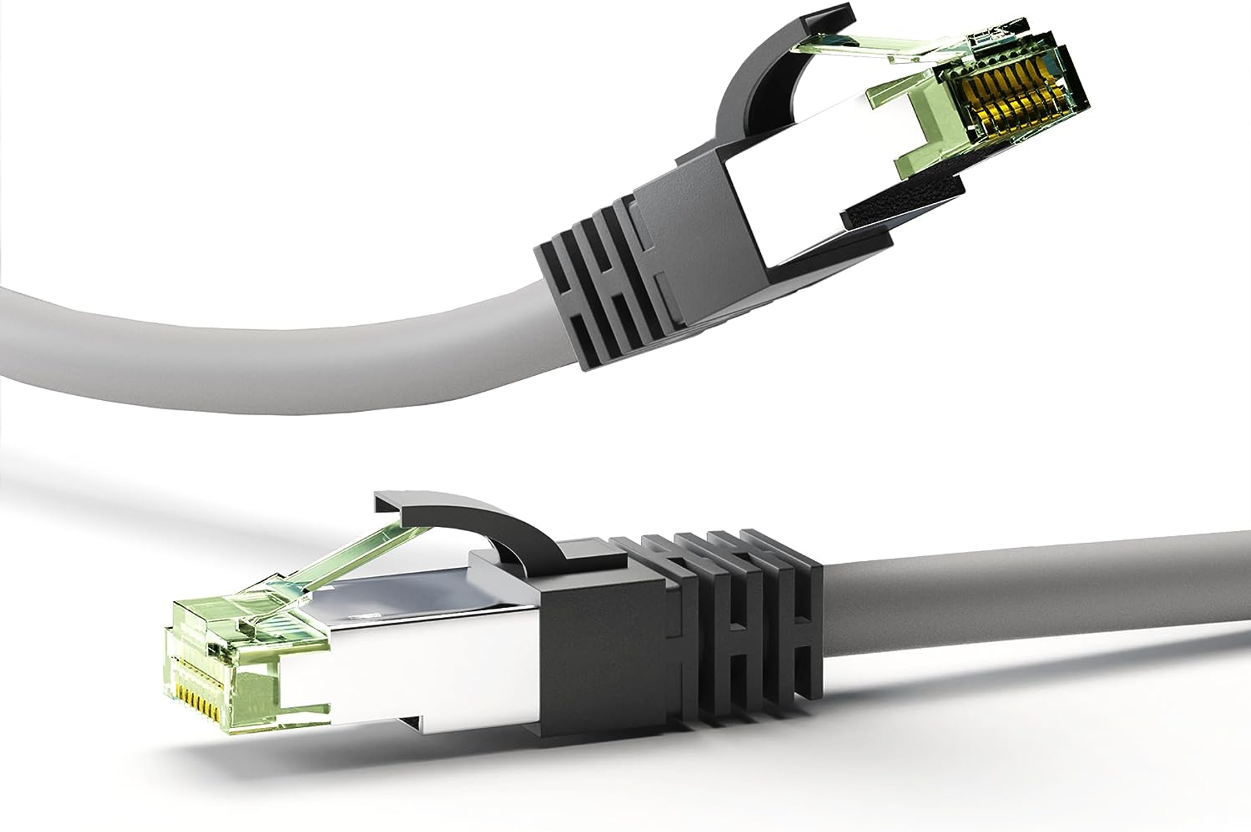Dwa złącza RJ45 z szarym kablem.