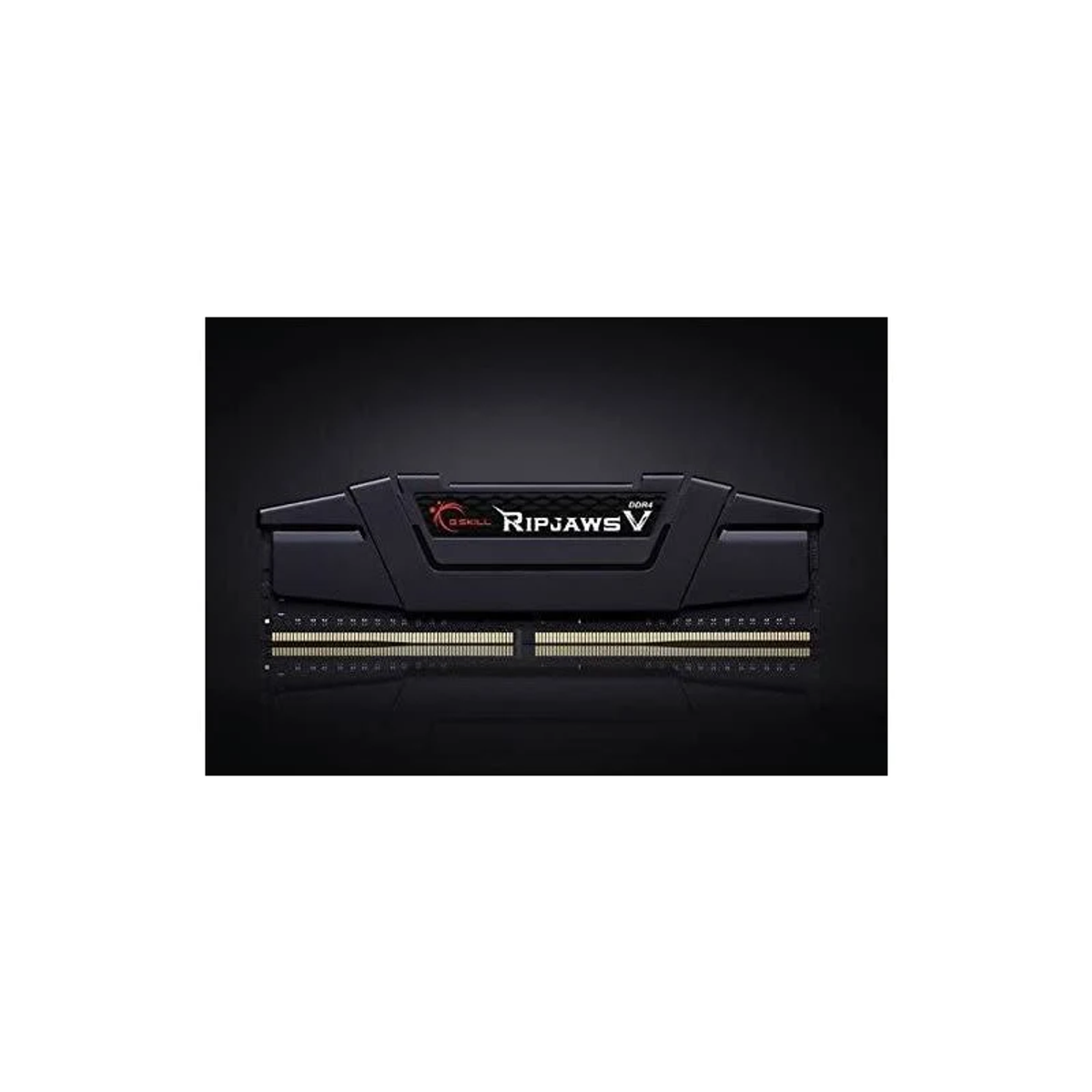 Czarny moduł RAM na ciemnym tle. Widoczny tekst: 'RIPJAWS V' i logo 'G.SKILL'.