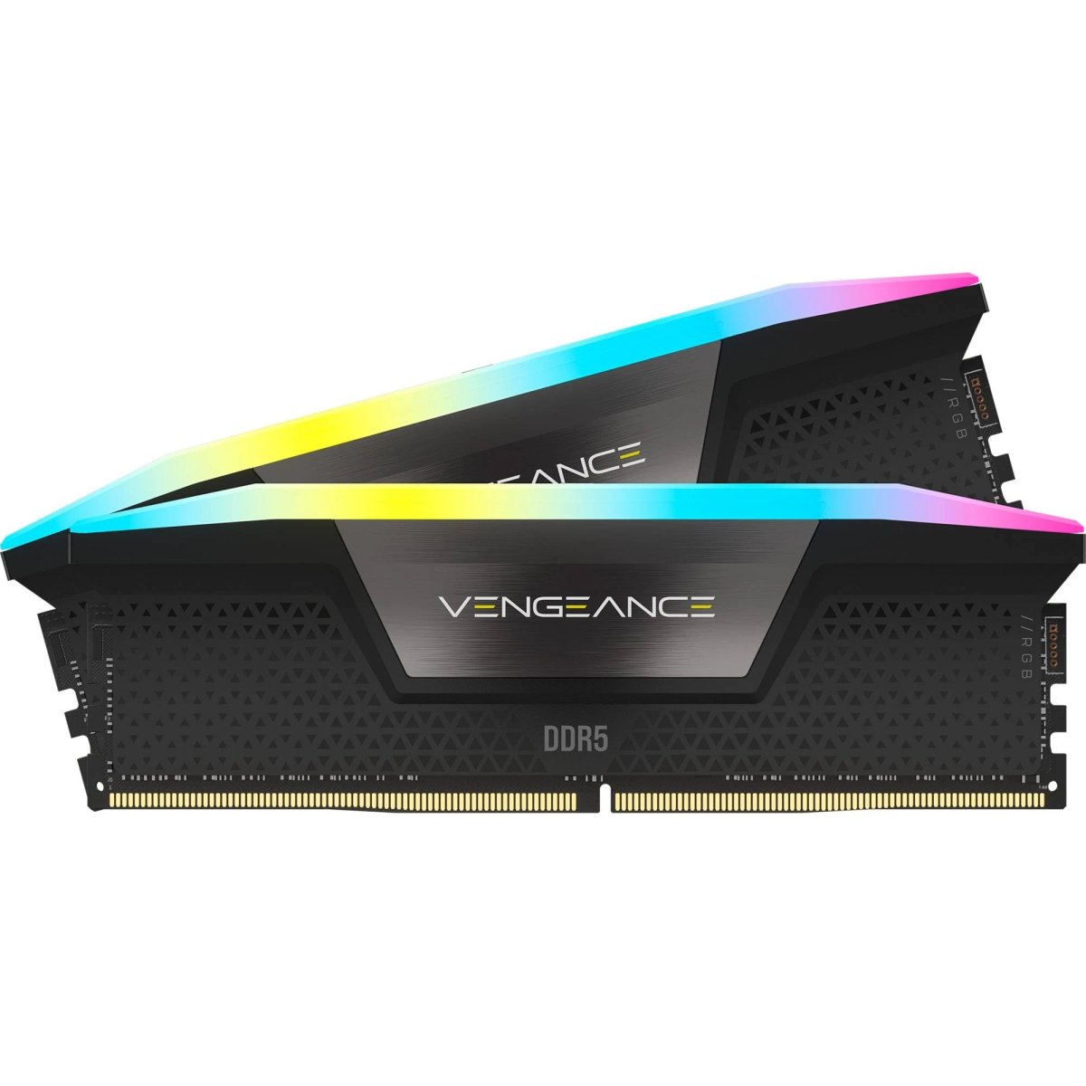 Dwa czarne moduły RAM DDR5 z podświetleniem RGB.