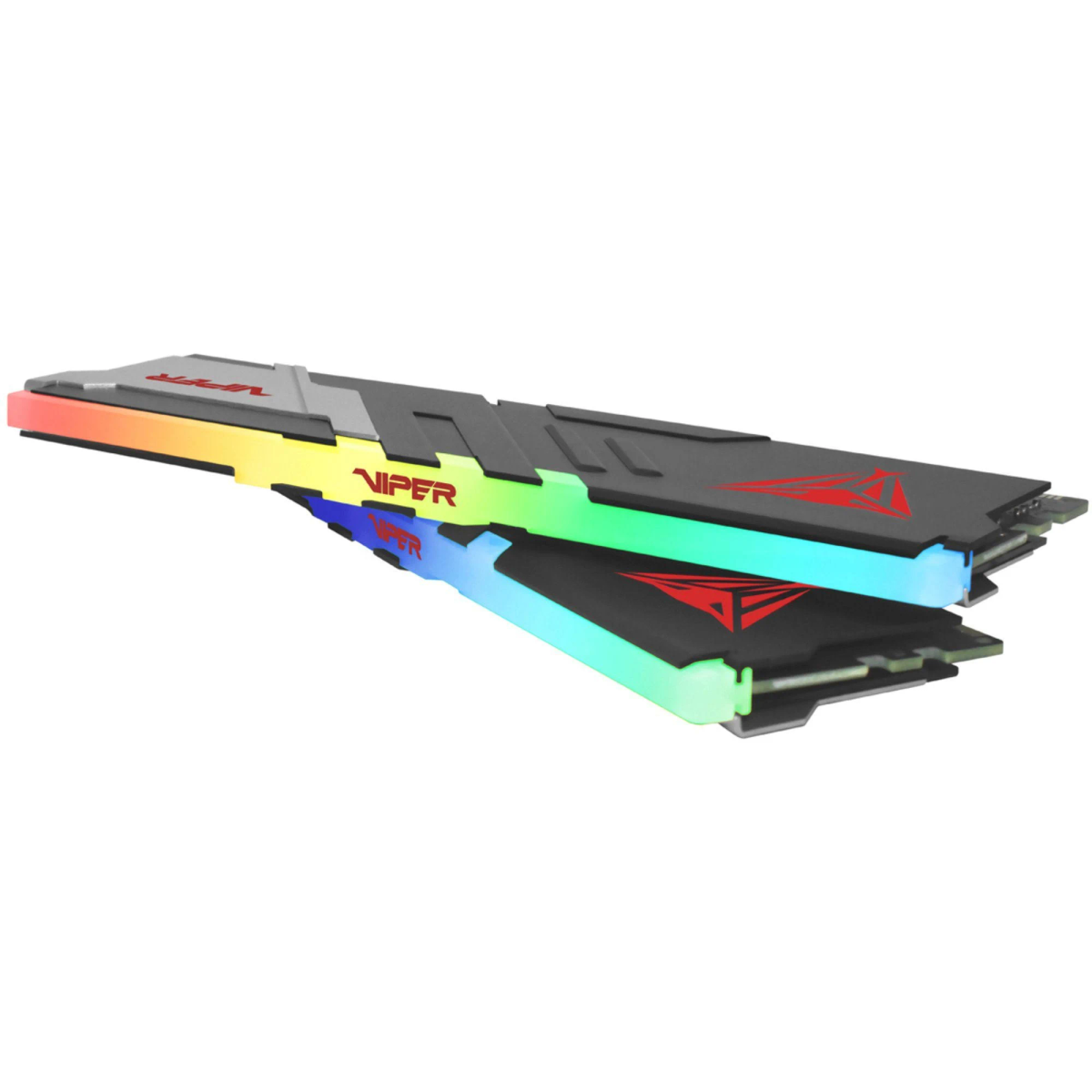 Due stick RAM con luci RGB. Il marchio è Viper. Sono neri con un effetto arcobaleno sulla parte superiore.