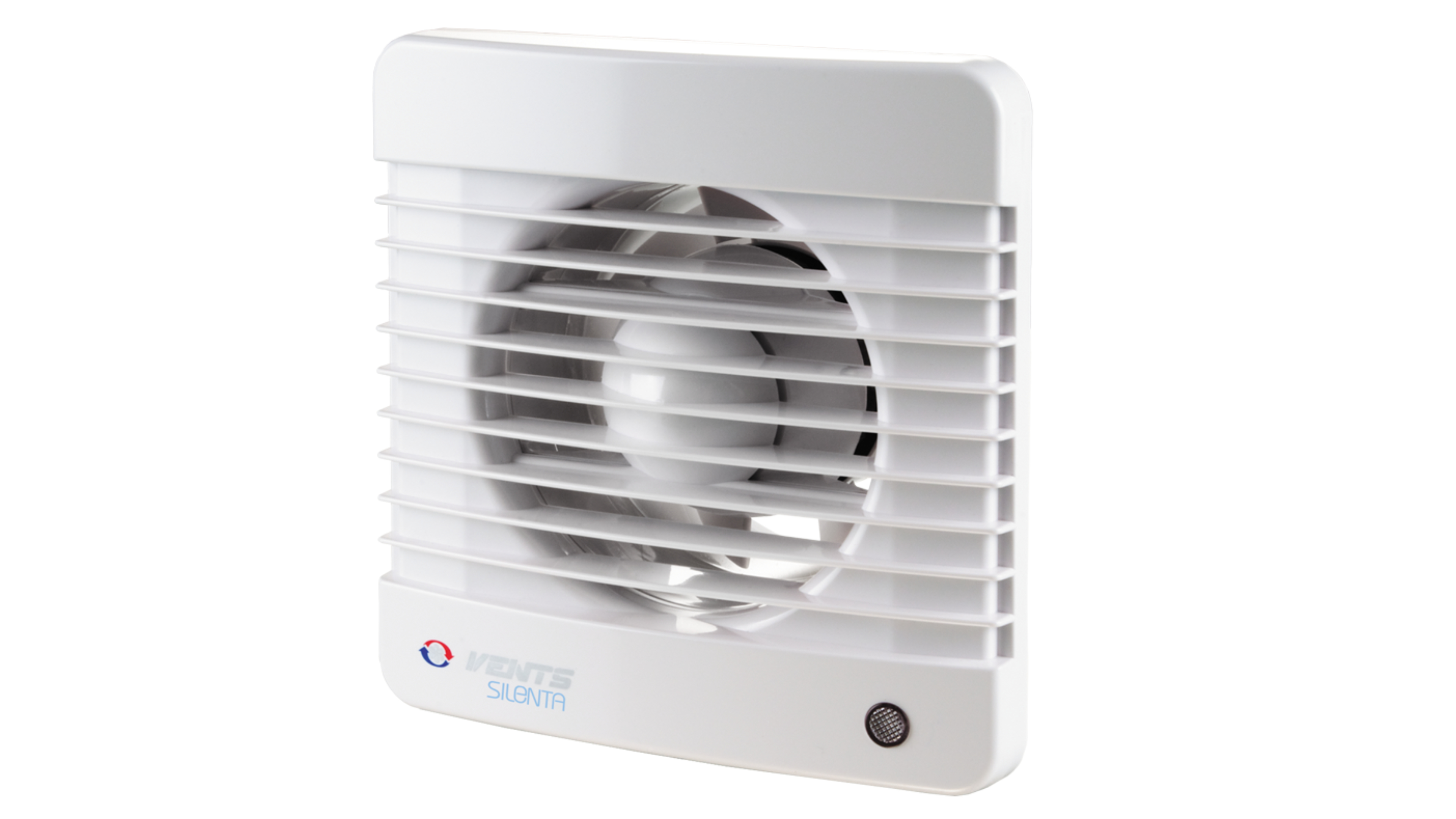 Weißer quadratischer Wandventilator. Lamellenfront, Logo an der Seite. Weißer Hintergrund.