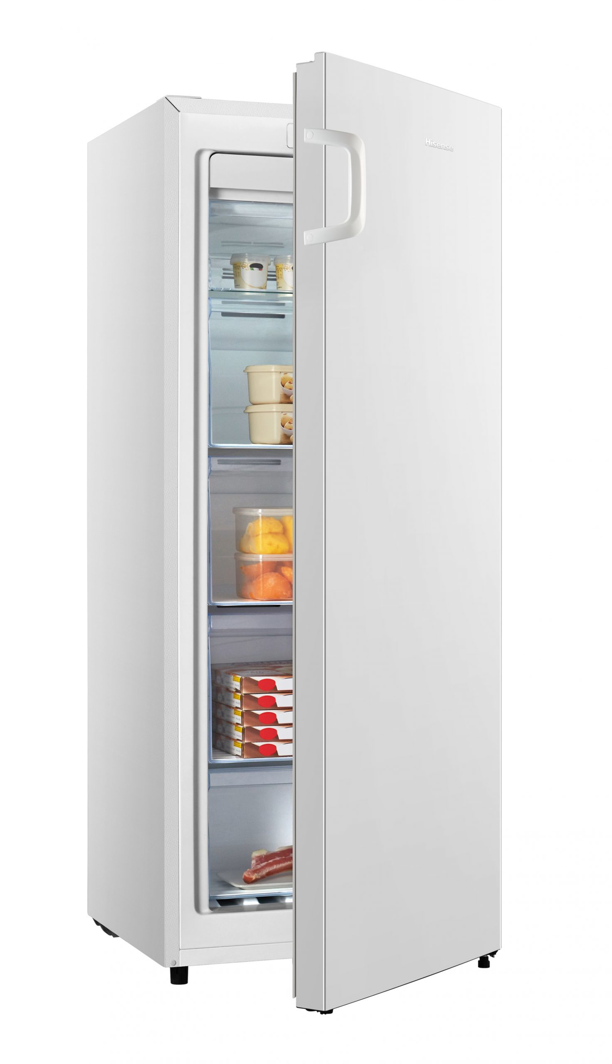 Un frigorifero bianco con la porta aperta, mostra ripiani con alimenti.