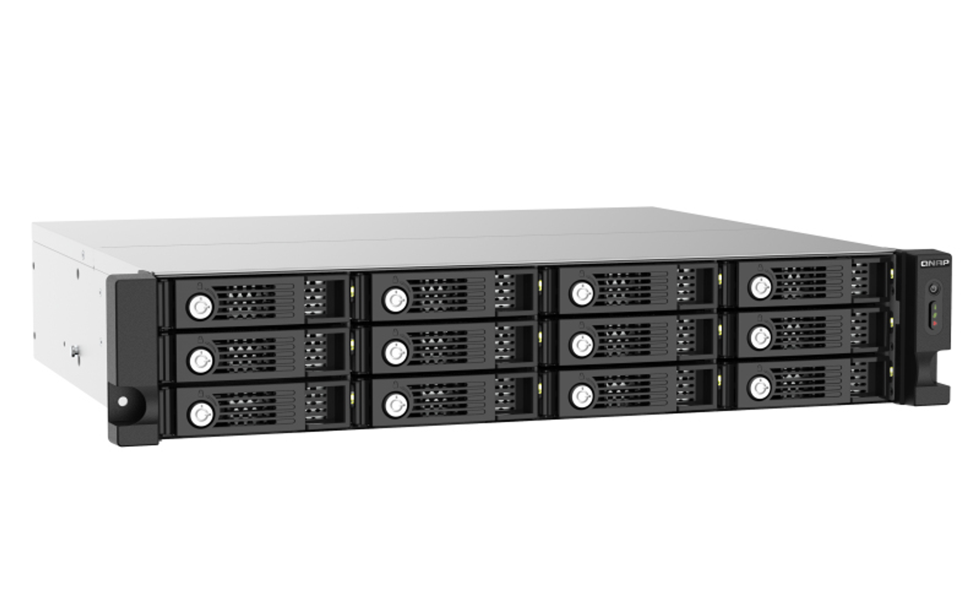 Un server nero e argento con più vani disco su sfondo bianco.