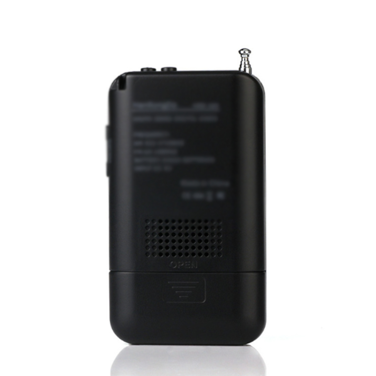 Ein schwarzes Handheld-Gerät, möglicherweise ein Radio oder Scanner, von hinten betrachtet.