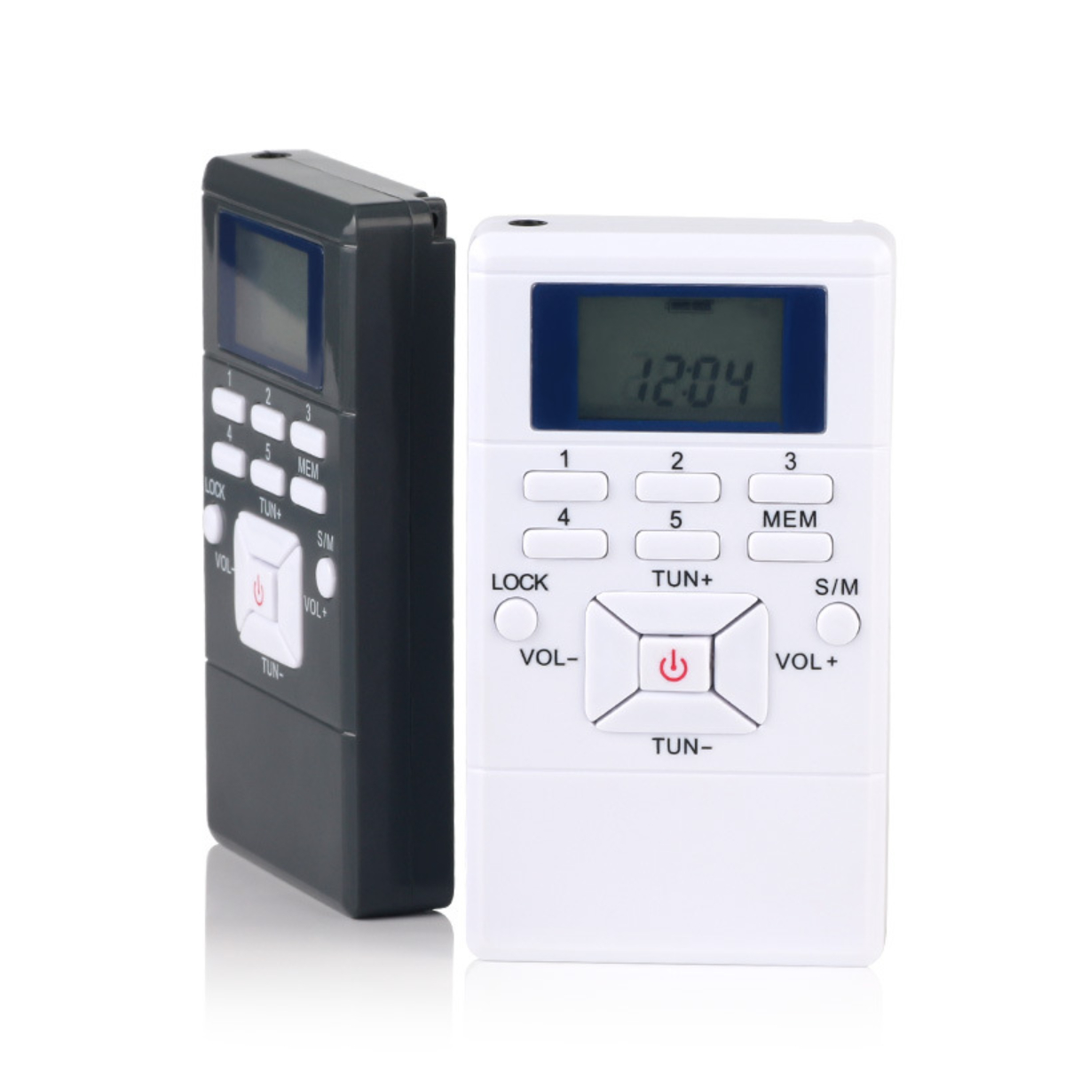 Zwei rechteckige Radios. Eines ist schwarz, das andere weiß. Knöpfe und ein Display sind sichtbar.