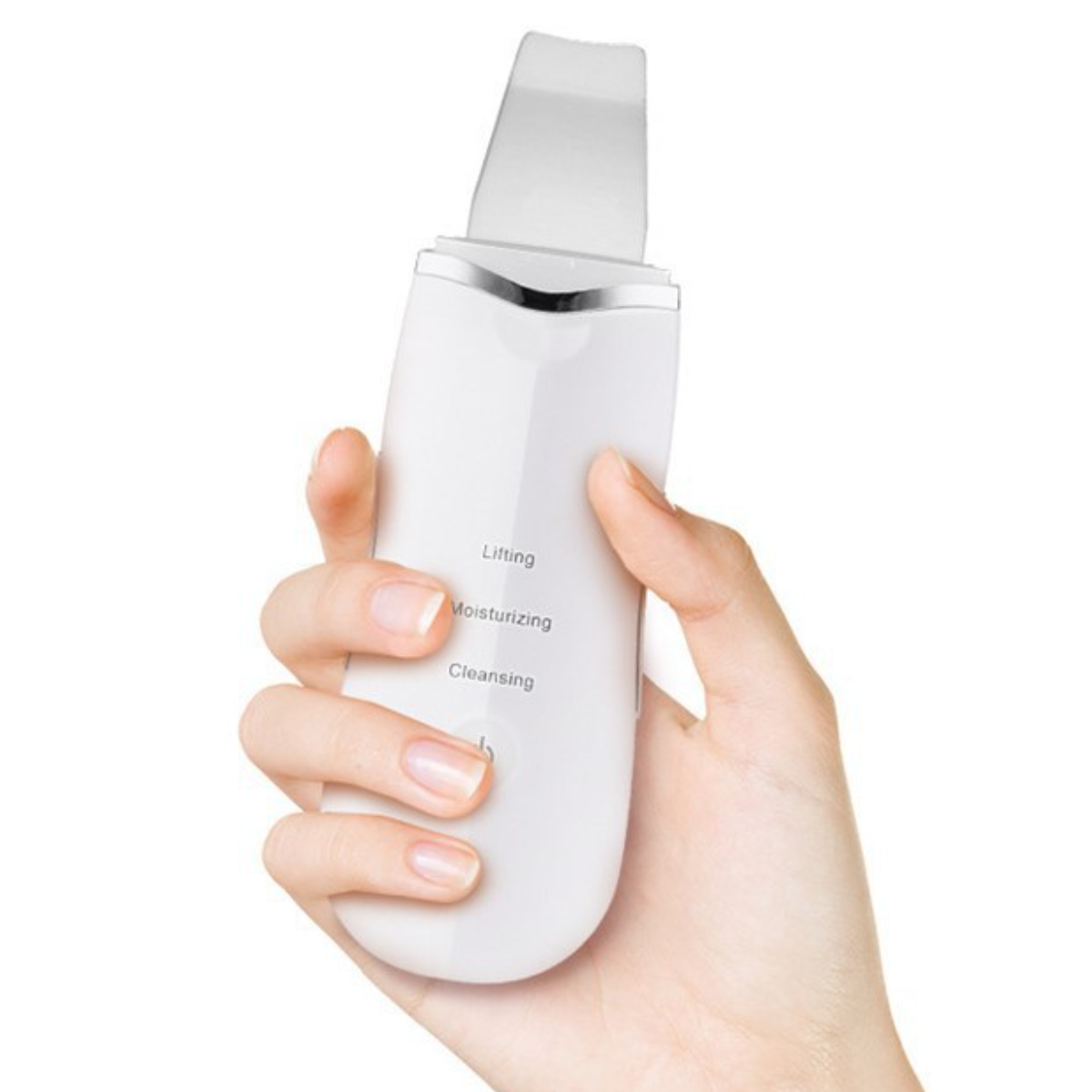 Hand, die ein weißes Gesichtsreinigungsgerät hält. Gerät hat eine Klinge und Knöpfe. Text: Lifting, Feuchtigkeit, Reinigung.