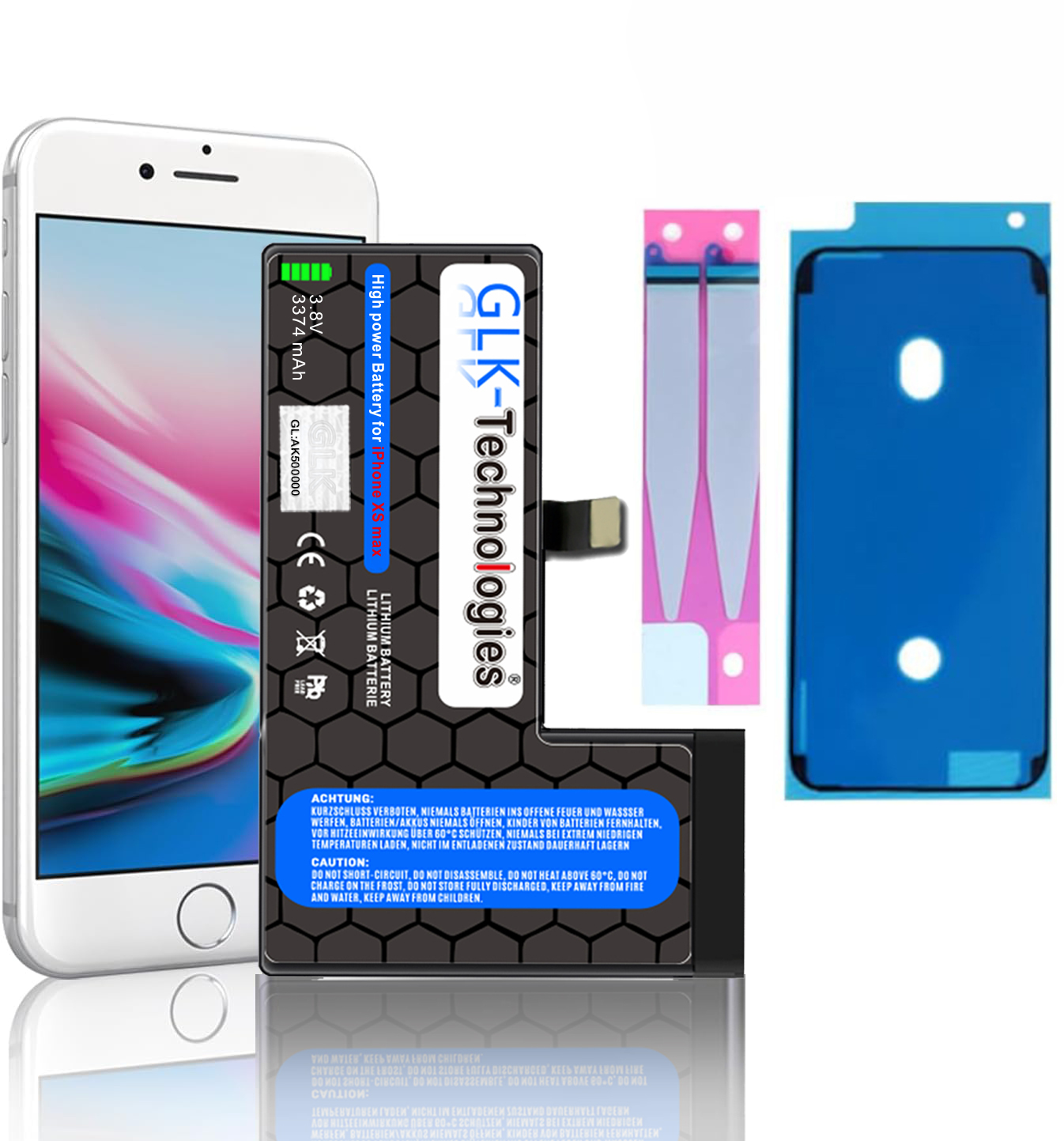 Ein Smartphone, ein Akku und ein Displayschutz nebeneinander. Weißer Hintergrund.