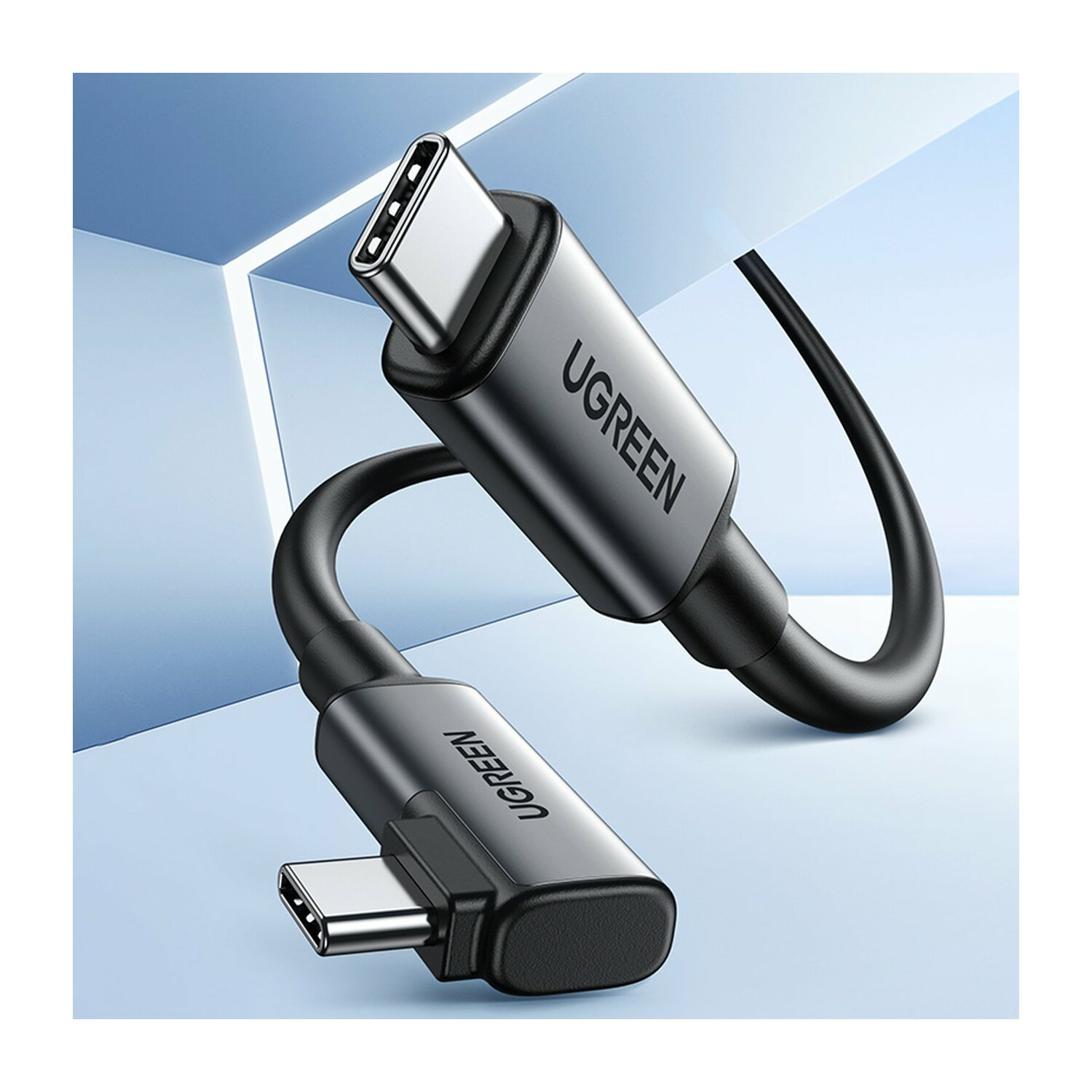 Schwarz-graues UGREEN USB-C-Kabel. Das Kabel hat zwei USB-C-Anschlüsse, einer abgewinkelt.