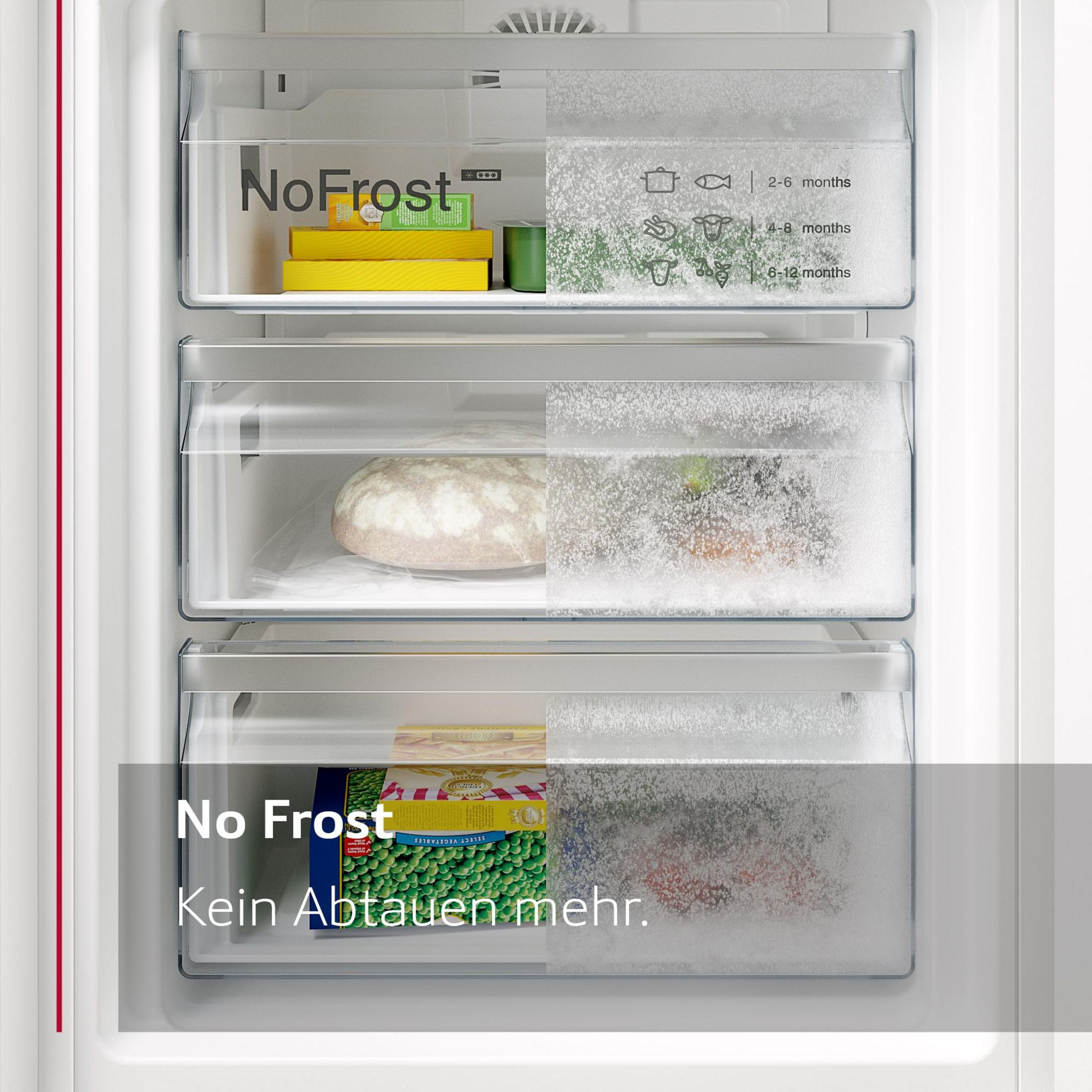 Gefrierfach mit Tiefkühlkost. Text 'No Frost' und 'Kein Abtauen mehr' sind sichtbar.