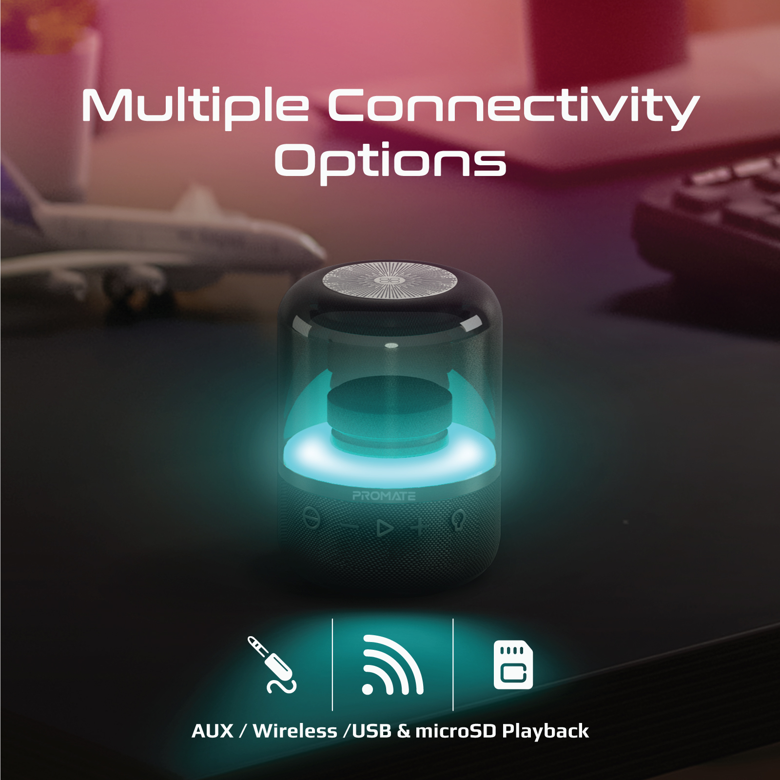 Altavoz negro con luz azul, texto 'Multiple Connectivity Options'. Iconos abajo.