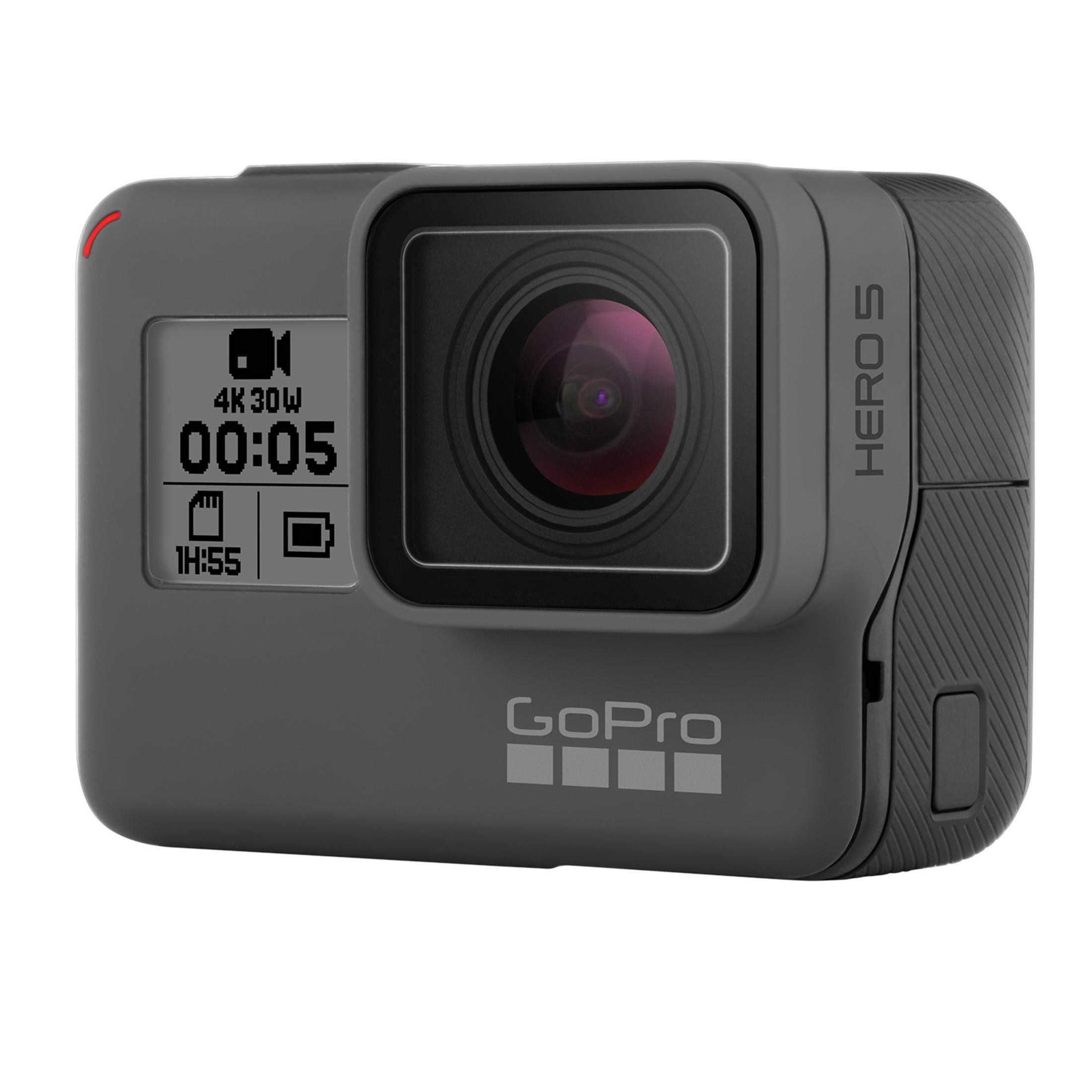 Graue GoPro Hero 5 Kamera. Sie hat einen Bildschirm mit Aufnahmeinformationen.