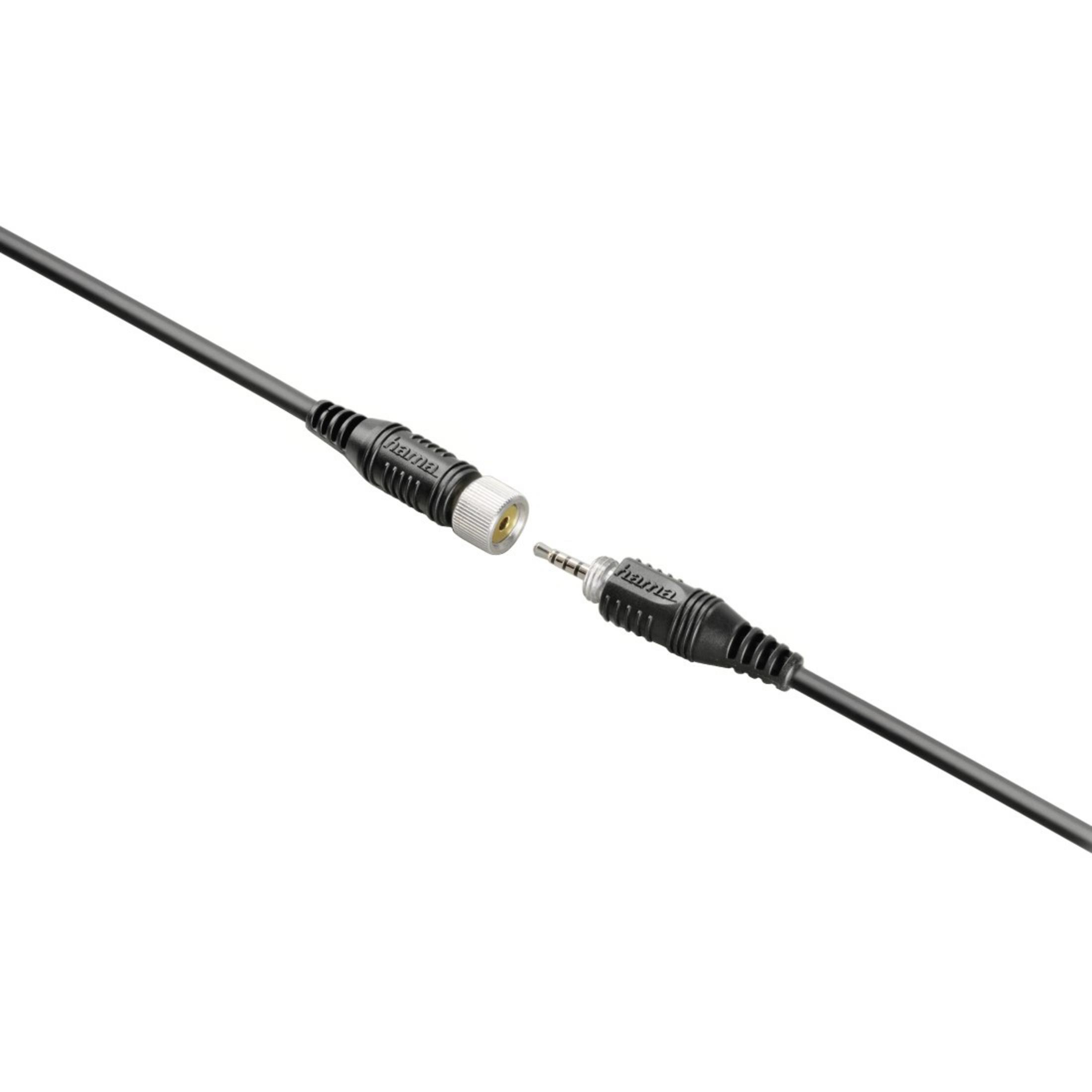 Zwei Audiokabel mit 3,5-mm-Klinke und Buchse, getrennt.