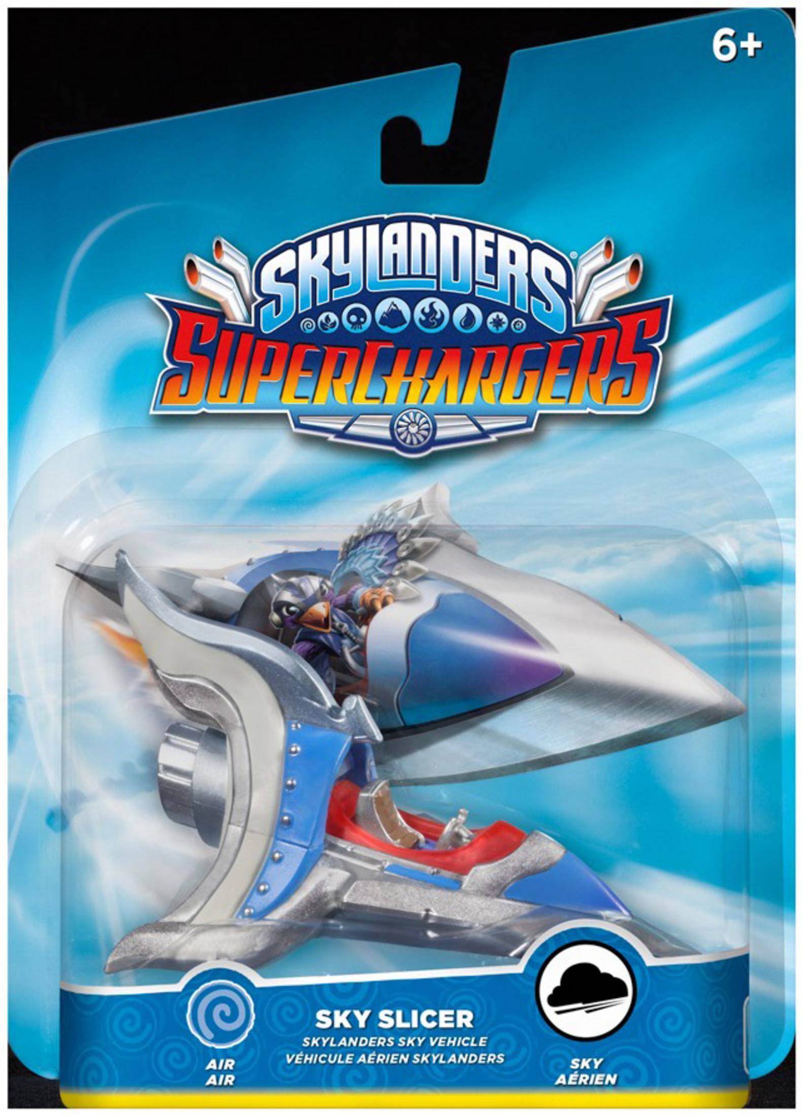 Skylanders SuperChargers Spielzeugverpackung. Ein blaues, silbernes und rotes Himmelsfahrzeug ist sichtbar.