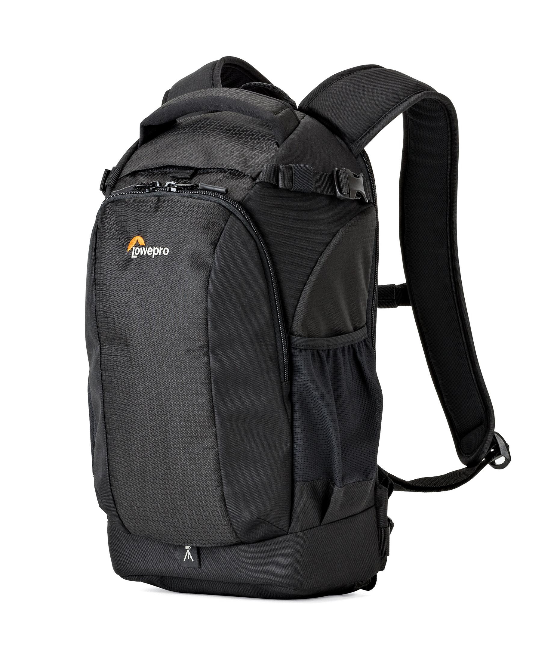 Schwarzer Lowepro Rucksack mit mehreren Fächern und Gurten.