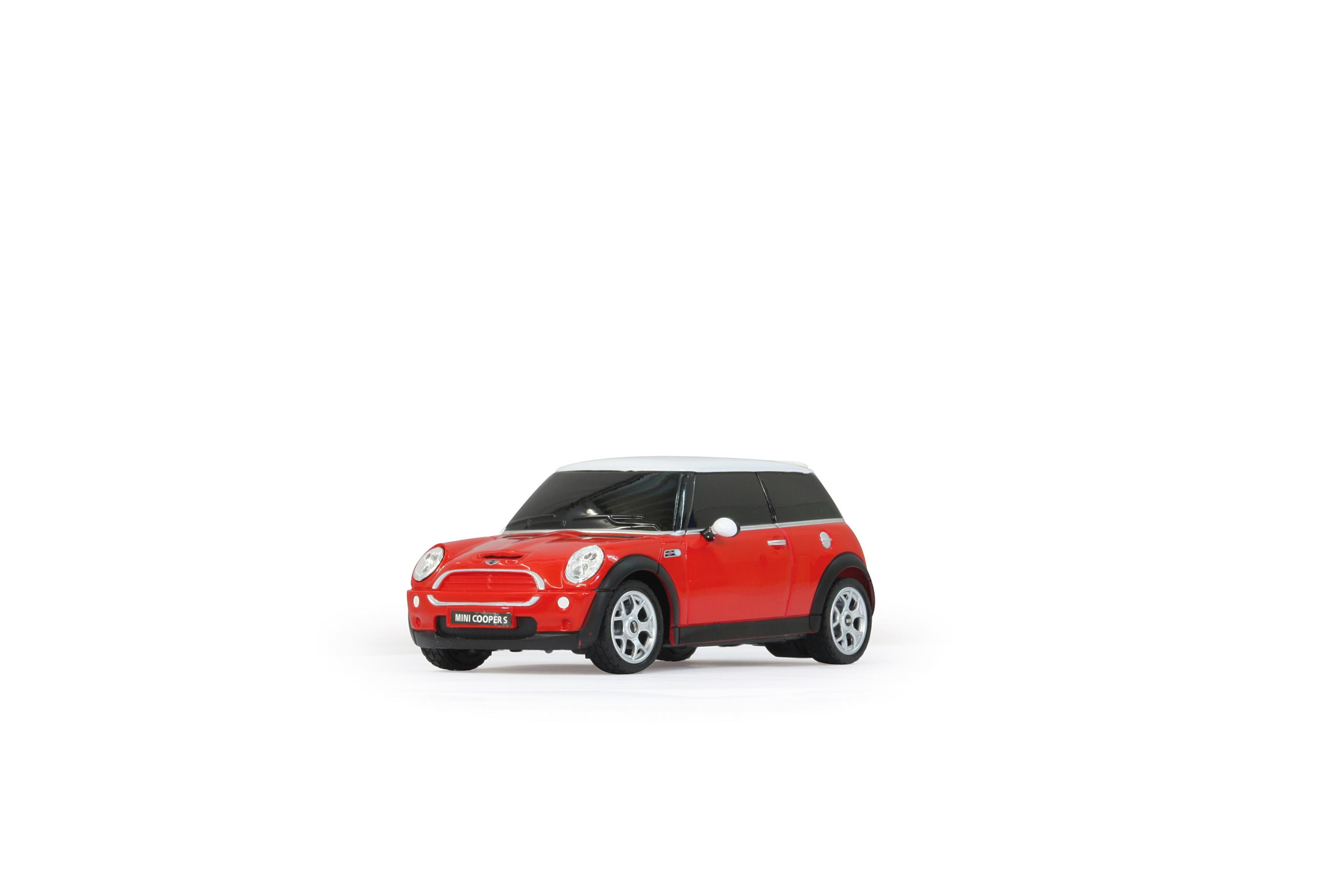 Czerwony samochód zabawka Mini Cooper S, biały dach, na białym tle. Widoczne koła.
