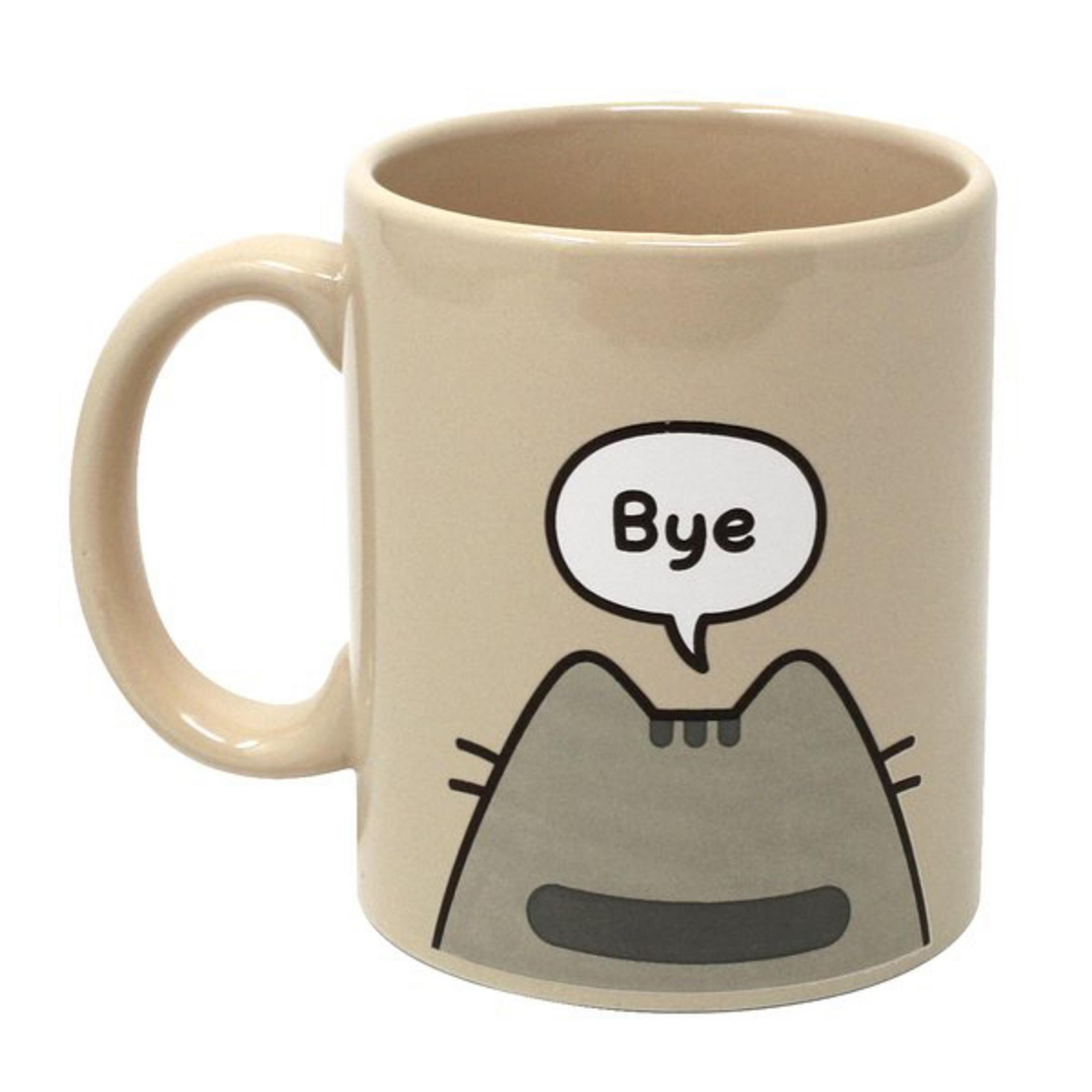 Beige Tasse mit Katzenillustration, die in einer Sprechblase "Bye" sagt. Griff rechts.