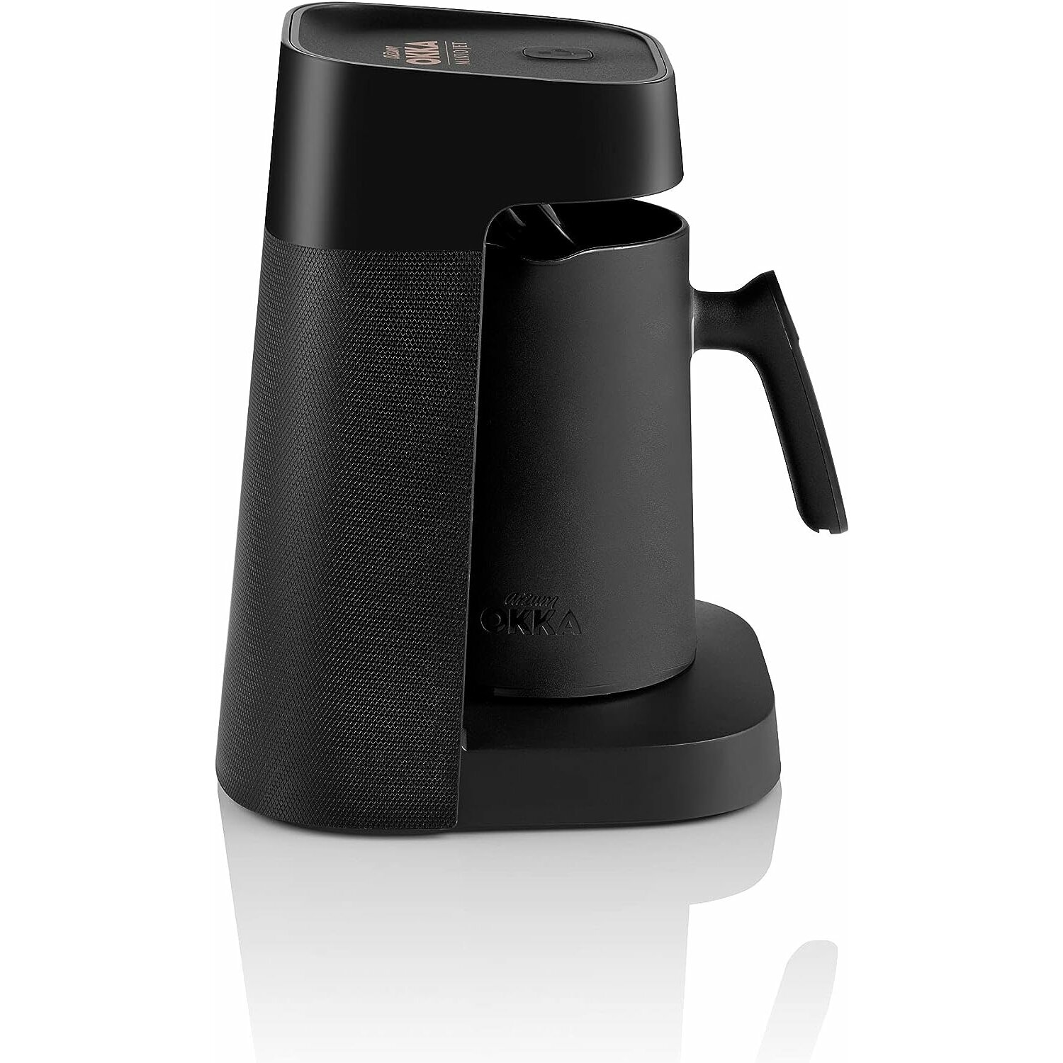 Schwarze Kaffeemaschine mit unverwechselbarem Design. Sie hat eine schwarze Karaffe.
