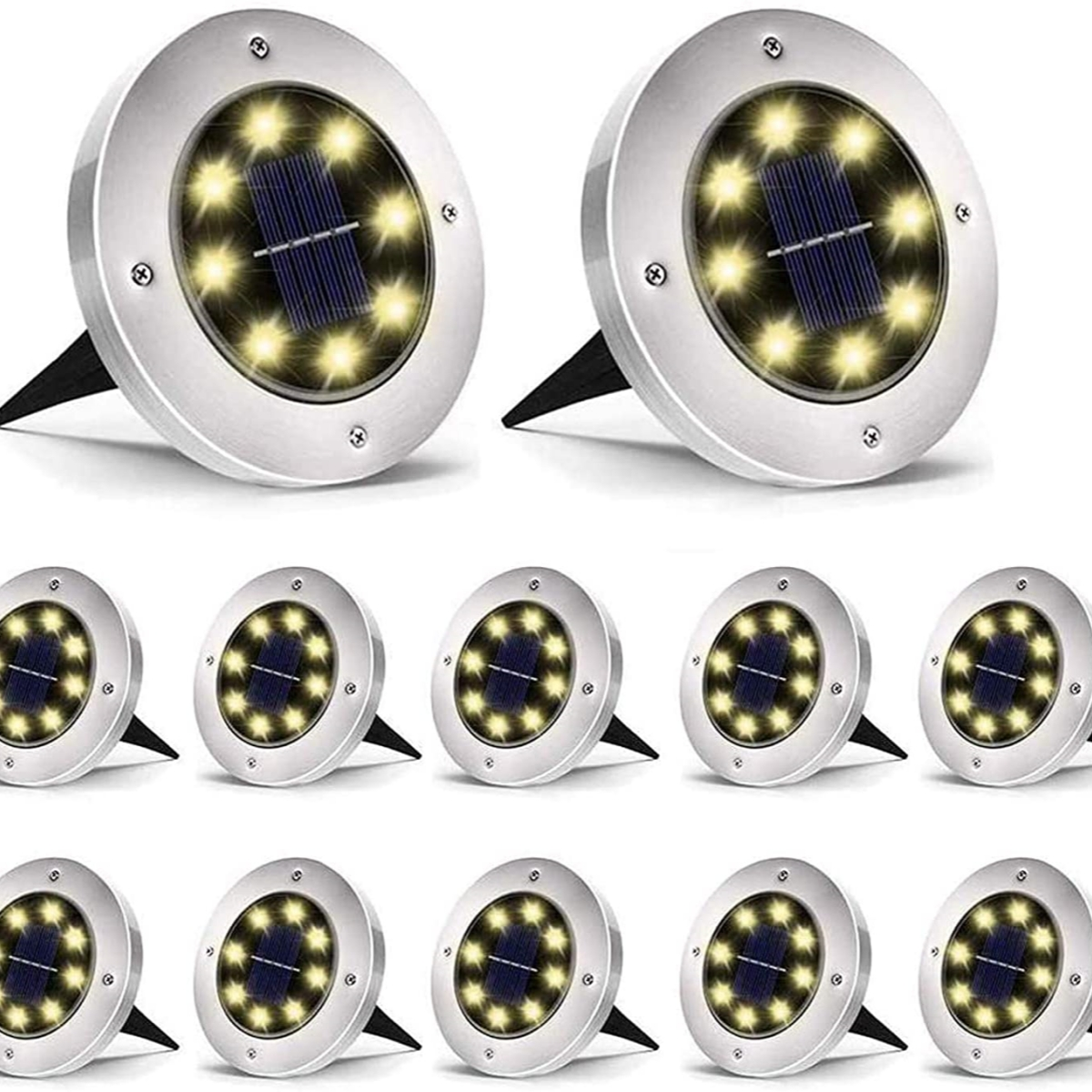 Zehn silberne Solar-Gartenleuchten mit schwarzen Spitzen, jede mit mehreren LEDs.