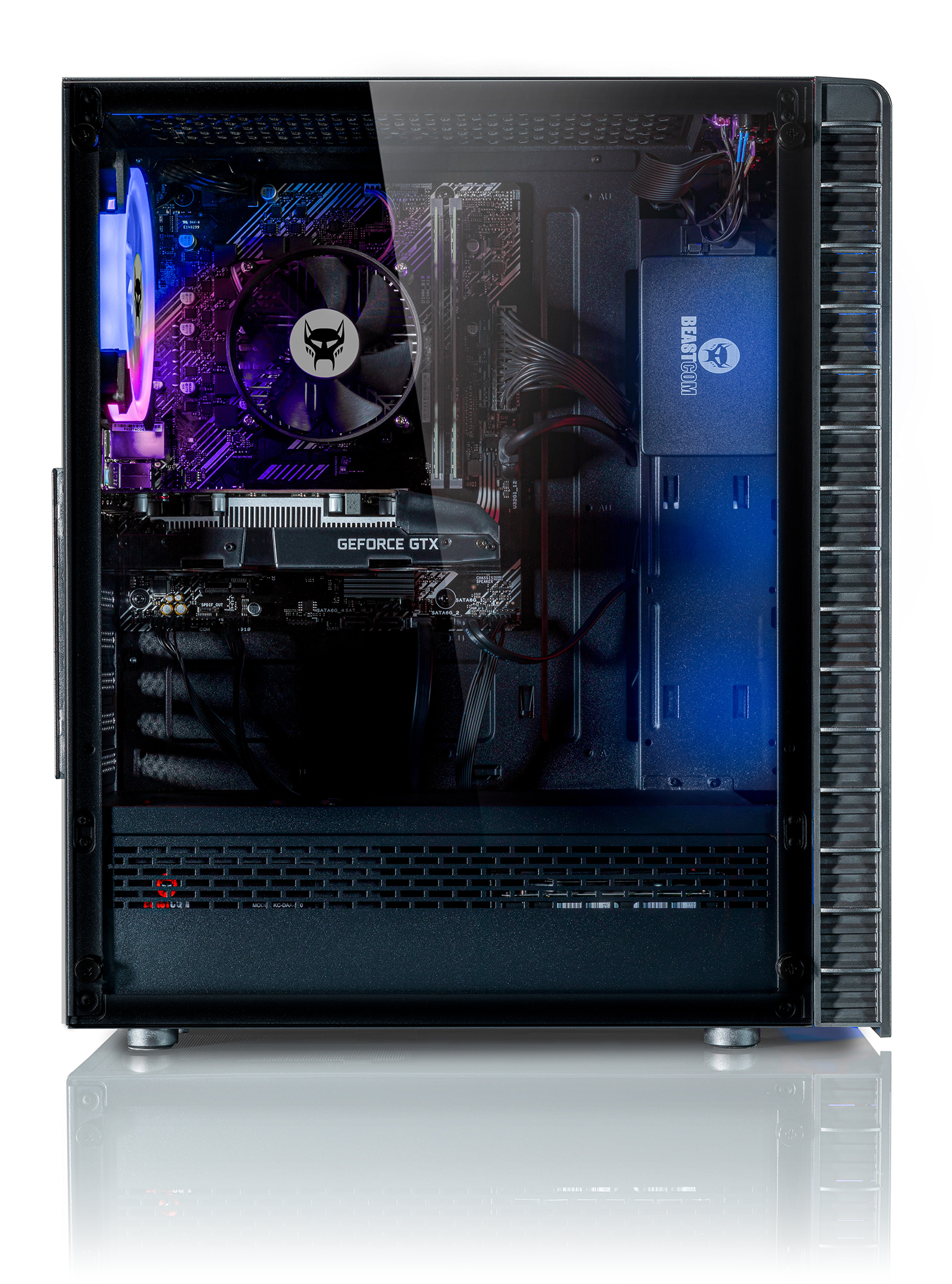 Computergehäuse-Innenraum, mit sichtbaren Komponenten. Blaue und violette Beleuchtung.