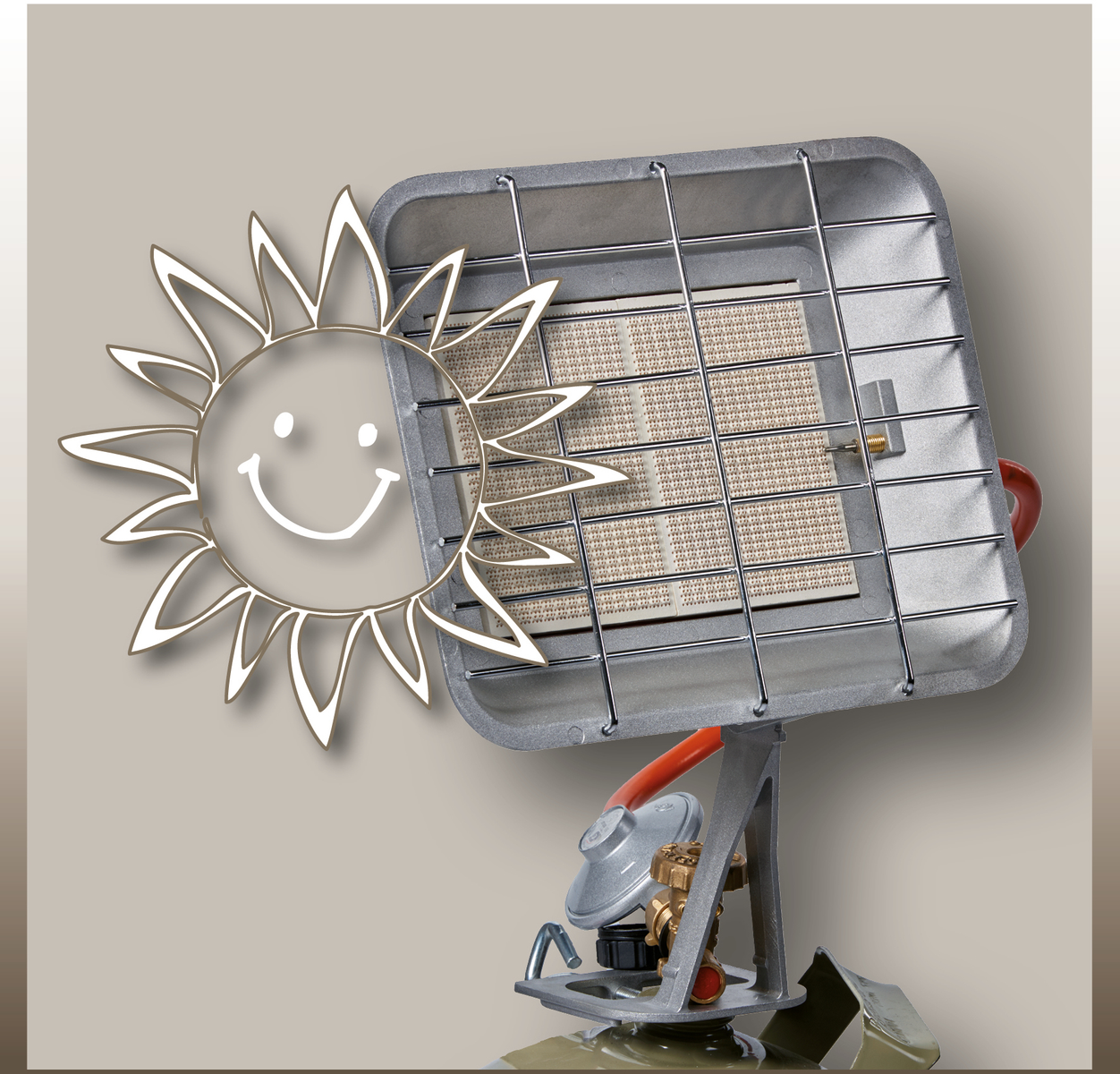 Un riscaldatore a gas con un cartone a forma di sole e una faccia sorridente, con sfondo beige.