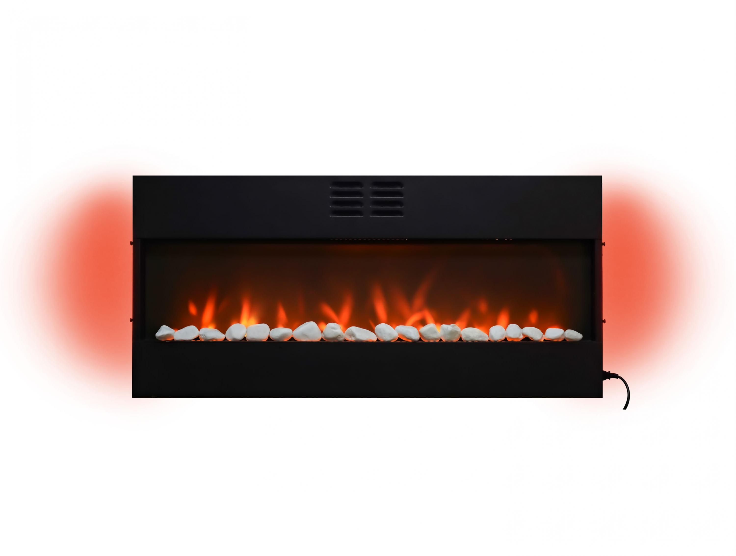 Chimenea negra con piedras blancas y llamas naranjas. Resplandor rojo en los lados.